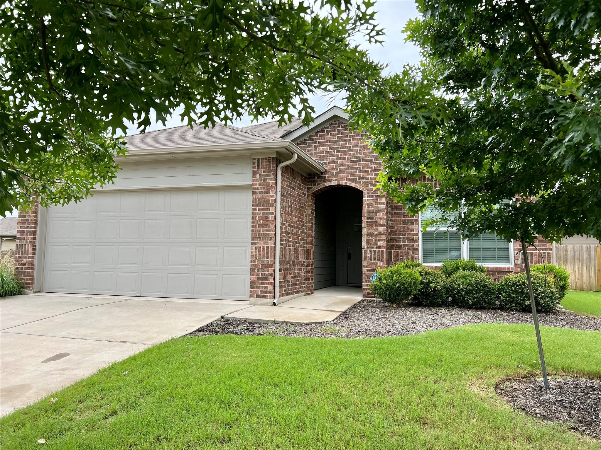 104 Lassy CV, Georgetown, TX 78626