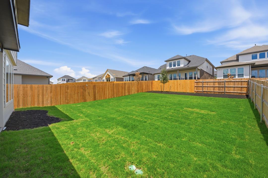 210 Grayson Elm Ps, Dripping Springs, TX 78620