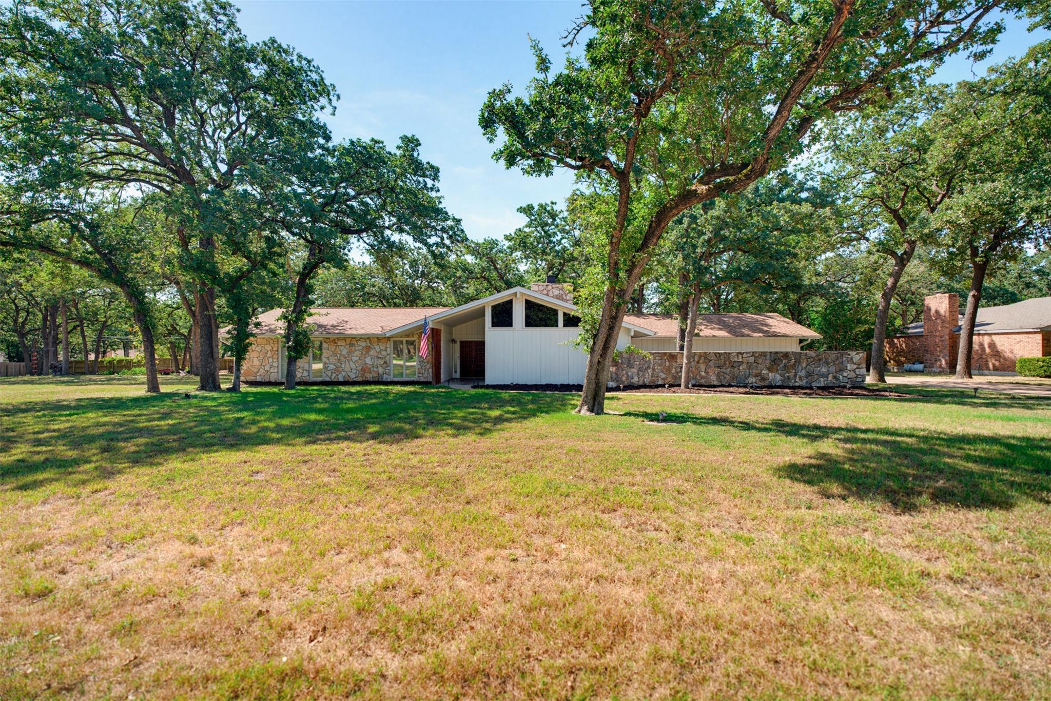 2003 Okelley RD, Rockdale, TX 76567