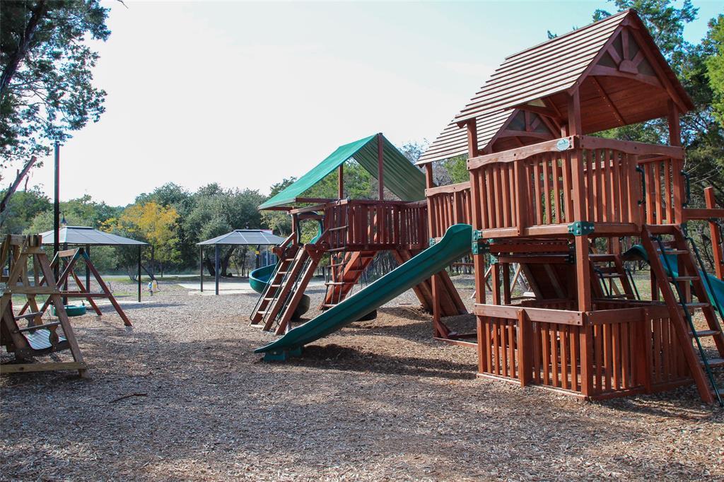 000 Cedarwood CIR, Wimberley, TX 78676