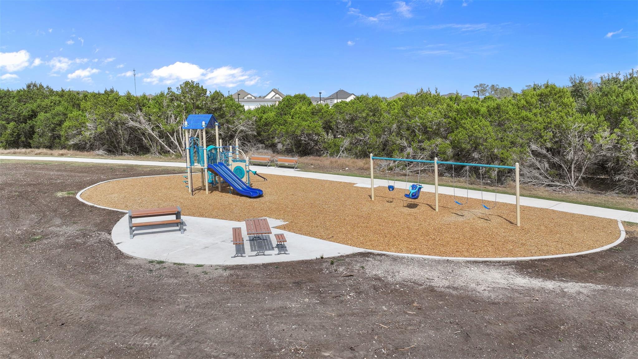 1129 N Roger Hanks PKWY, Dripping Springs, TX 78620