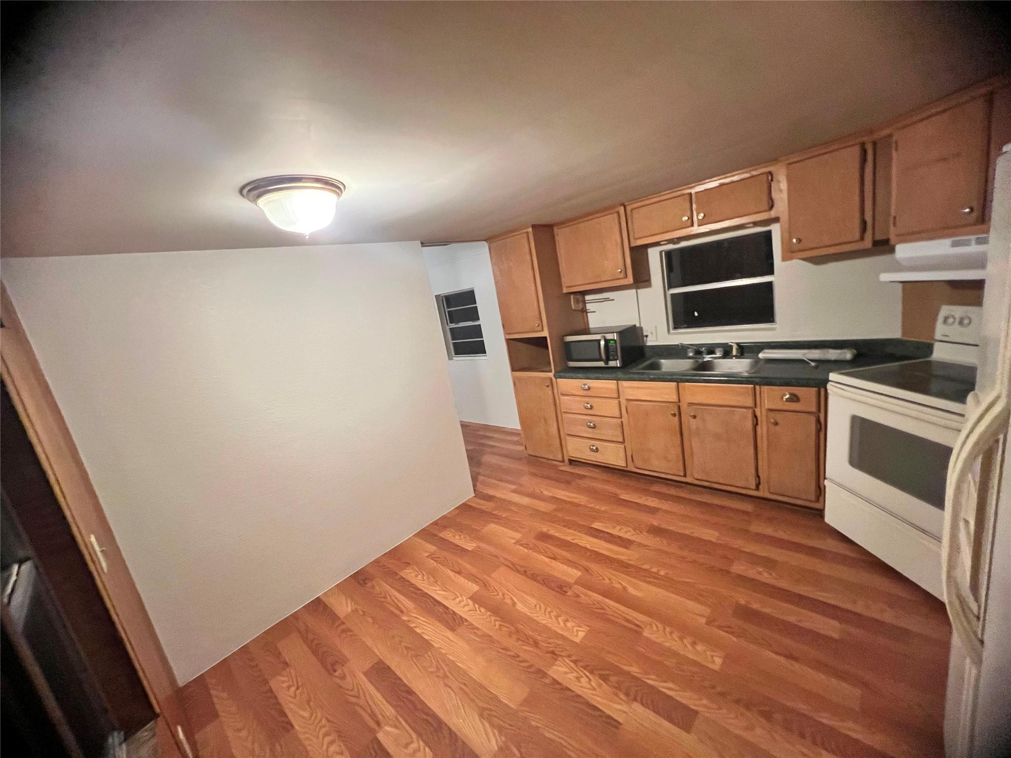 815 Tulsa ST, Kingsland, TX 78639
