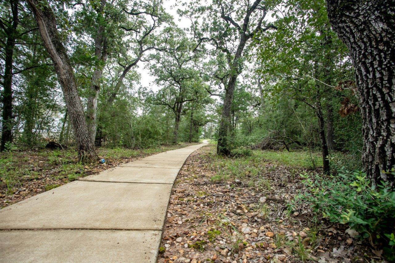 136 Coleto TRL, Bastrop, TX 78602