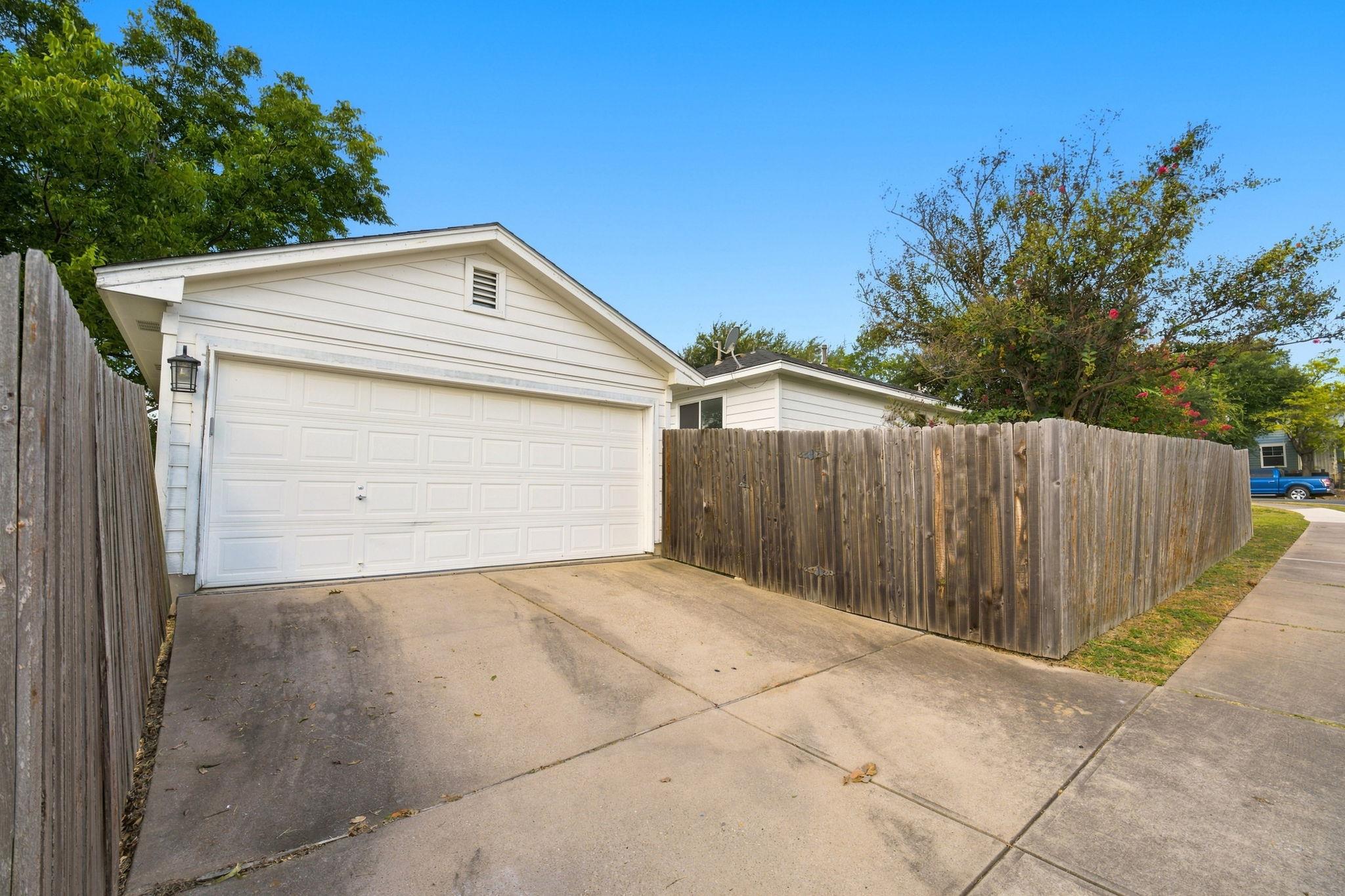 11809 Briarcreek Loop, Manor, TX 78653