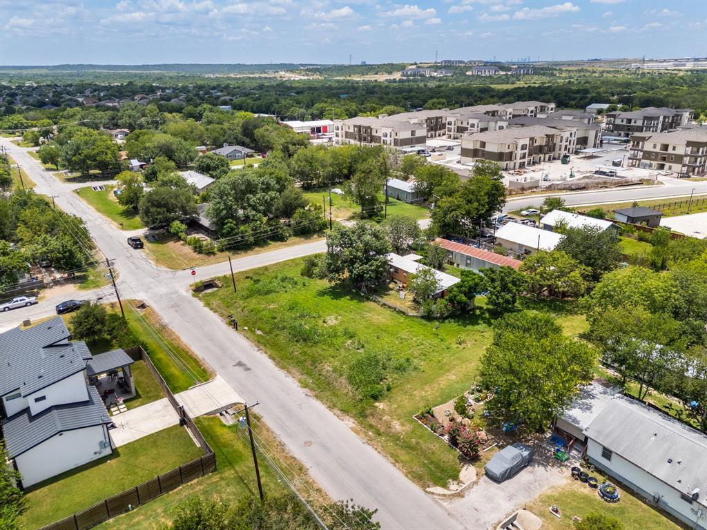 303 Eggleston ST, Manor, TX 78653