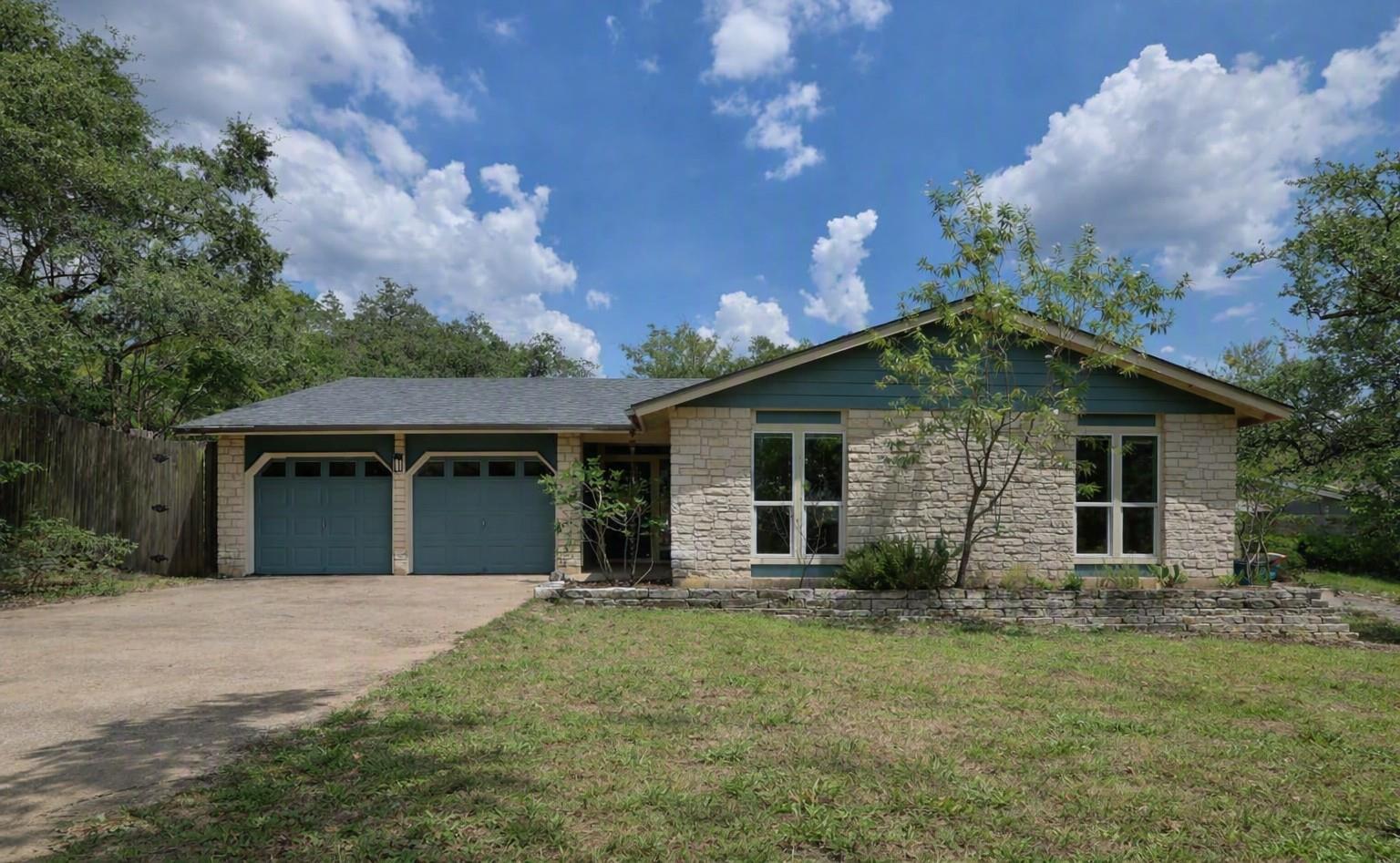 8304 Moccasin Pa, Austin, TX 78736