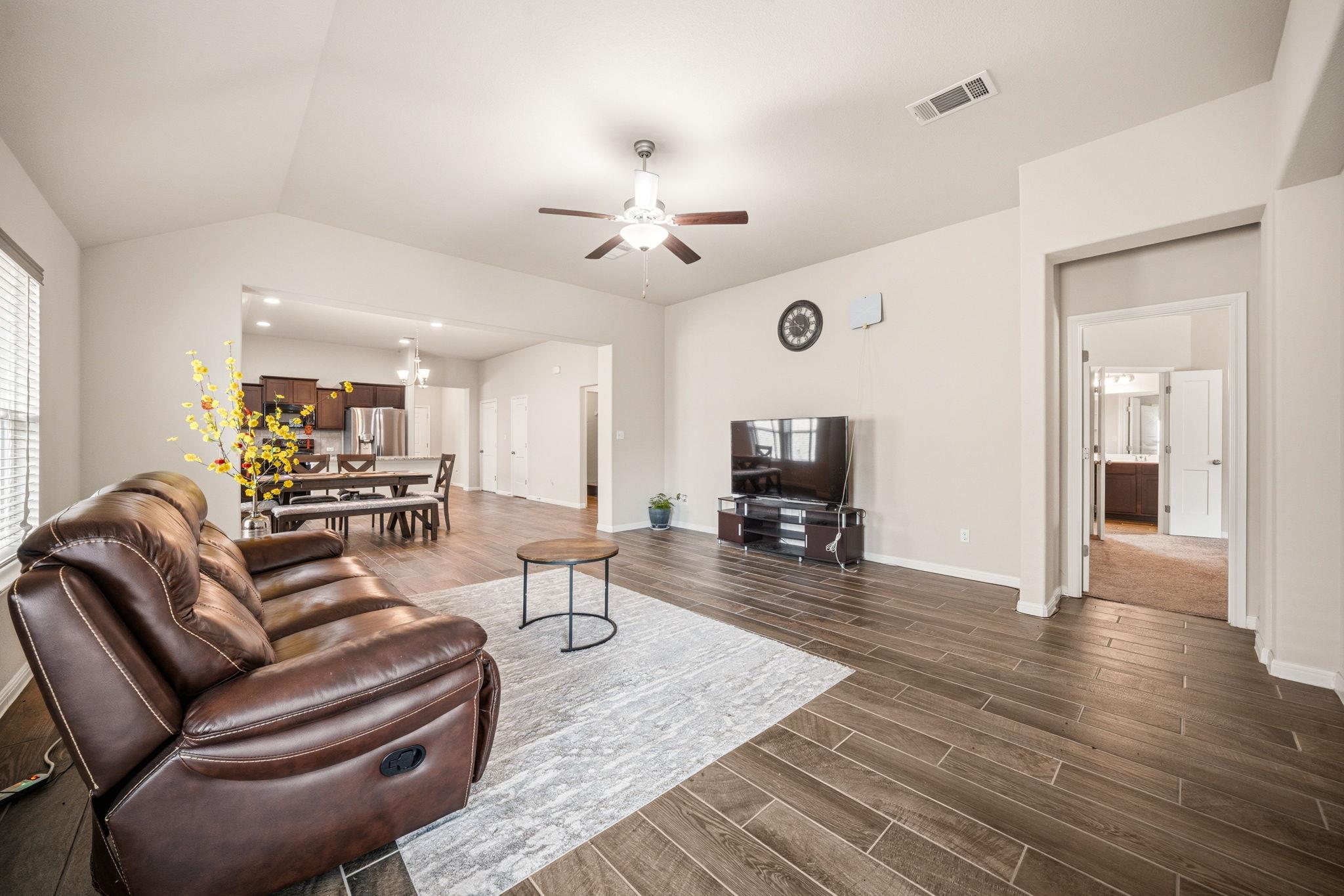 19024 Scoria DR, Pflugerville, TX 78660