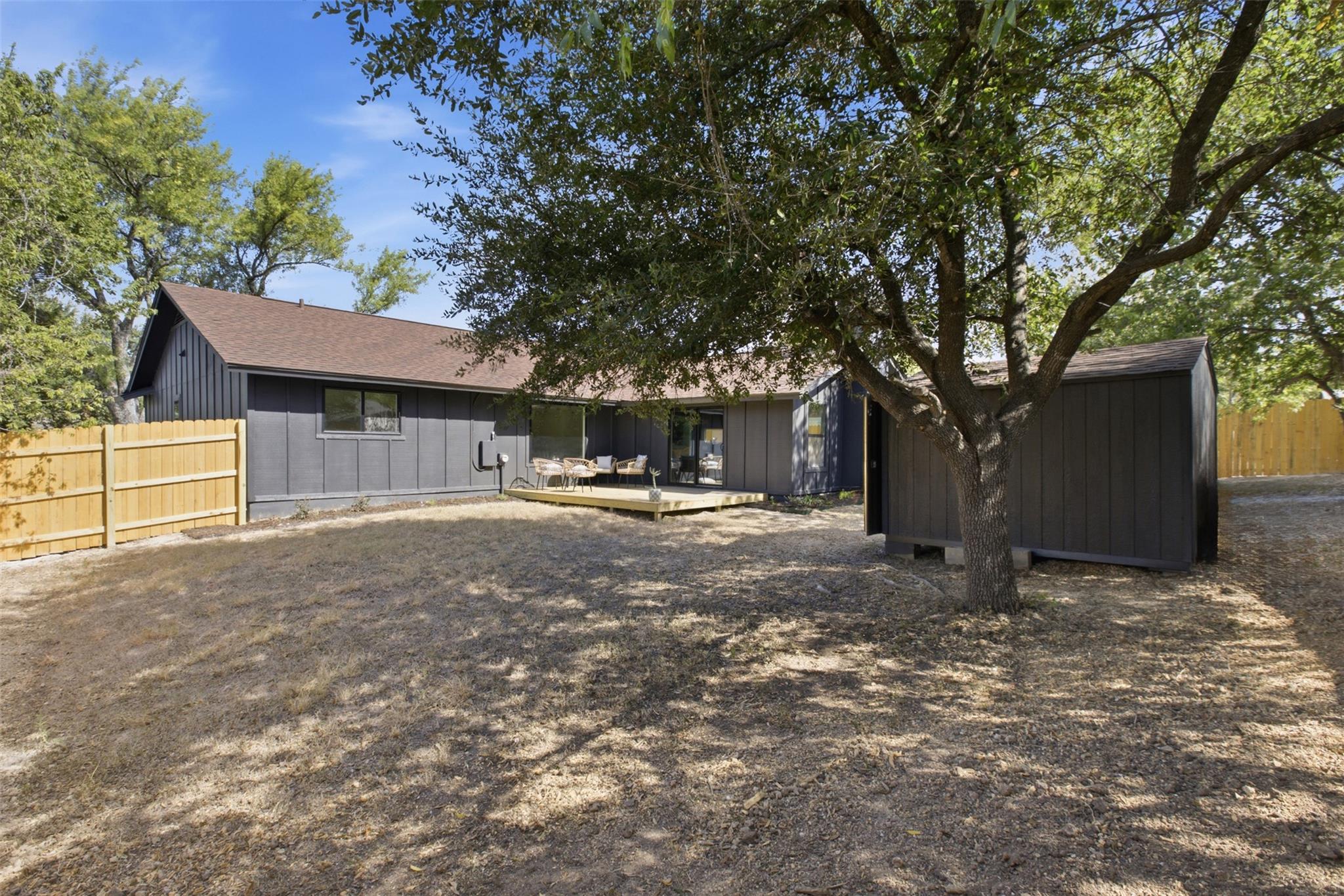 5001 Bundyhill DR, Austin, TX 78723