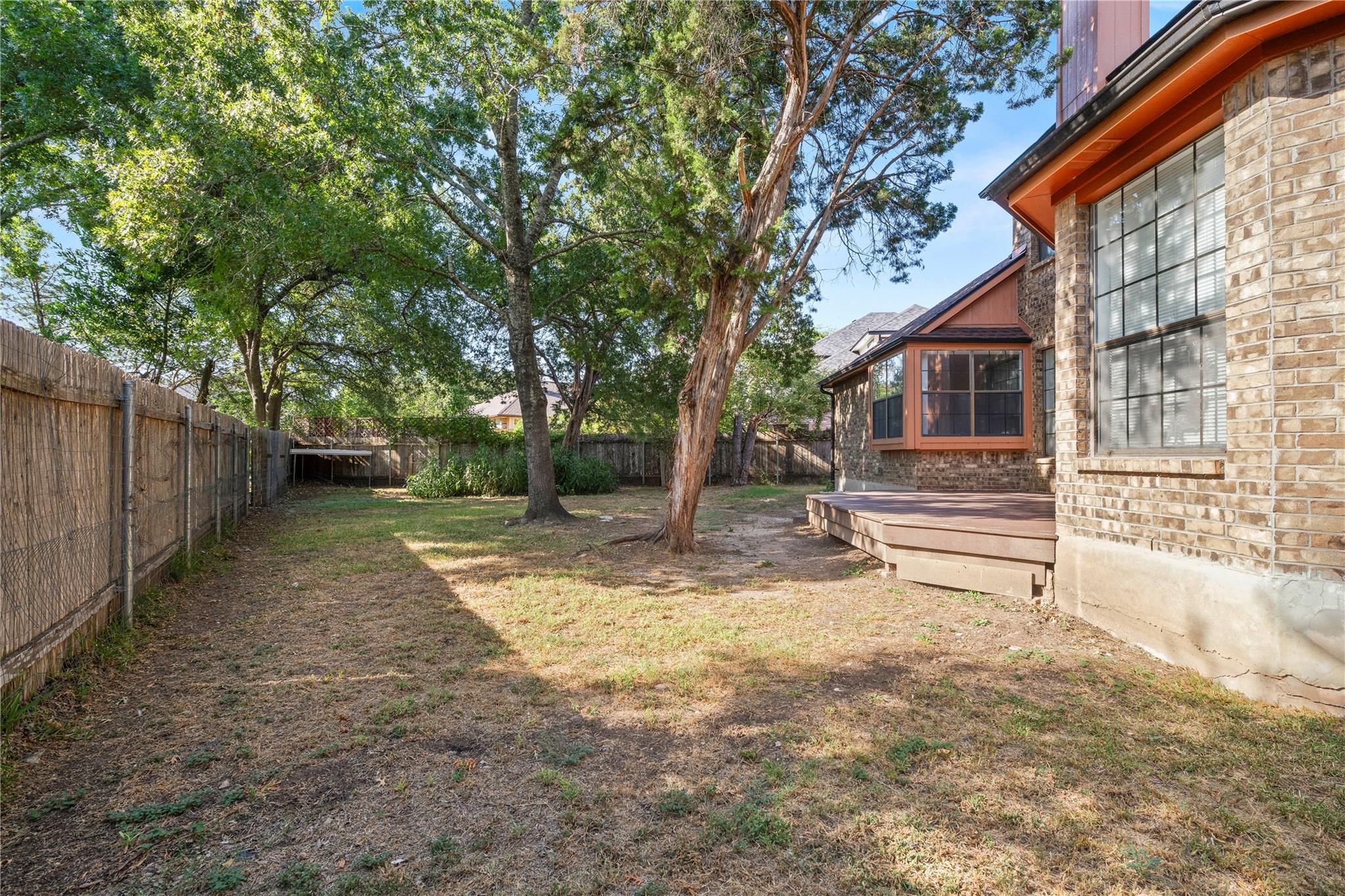1203 Bobwhite CT, Round Rock, TX 78681