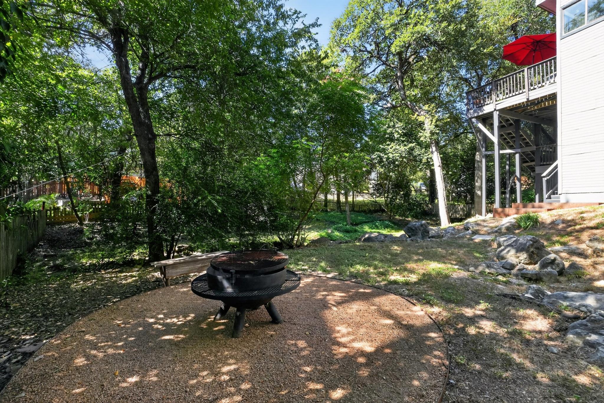 1911 Stoneridge RD, Austin, TX 78746