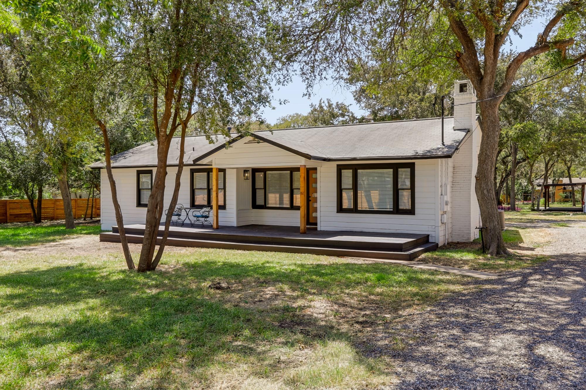 8904 Chisholm LN, Austin, TX 78748
