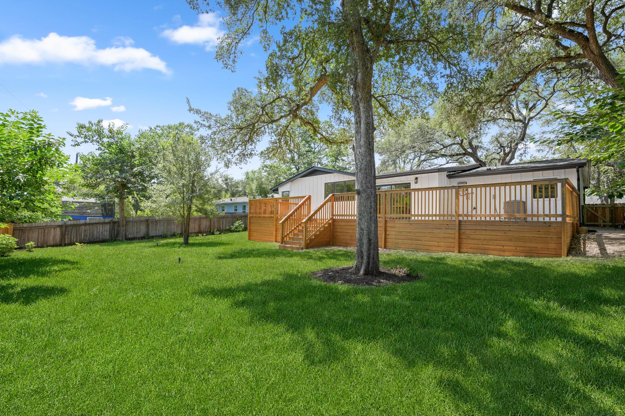 2204 Fair Oaks DR, Austin, TX 78745