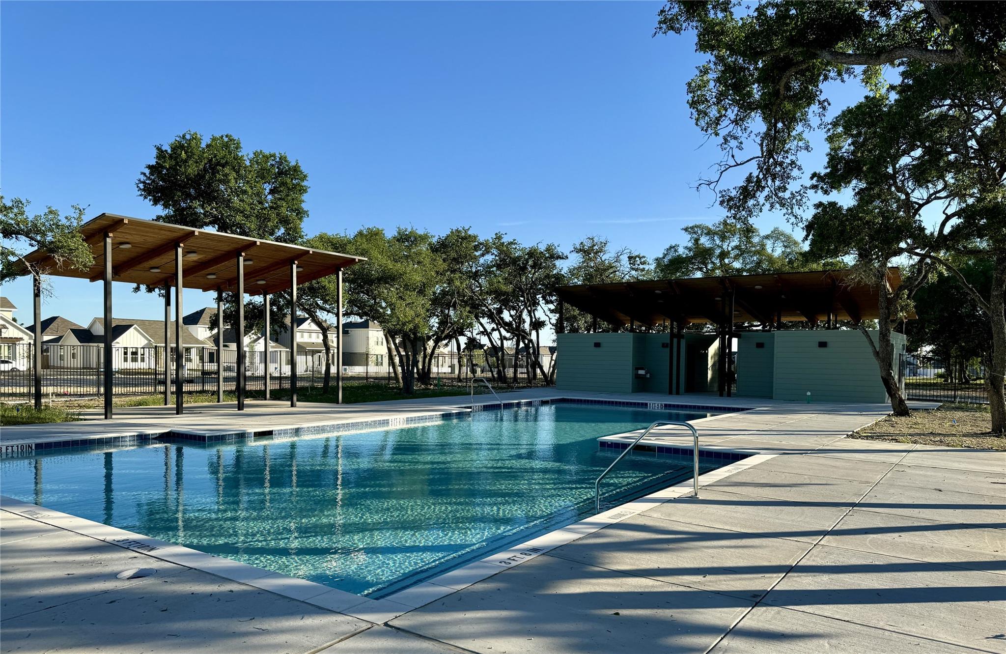 484 Treadwell LN, Kyle, TX 78640
