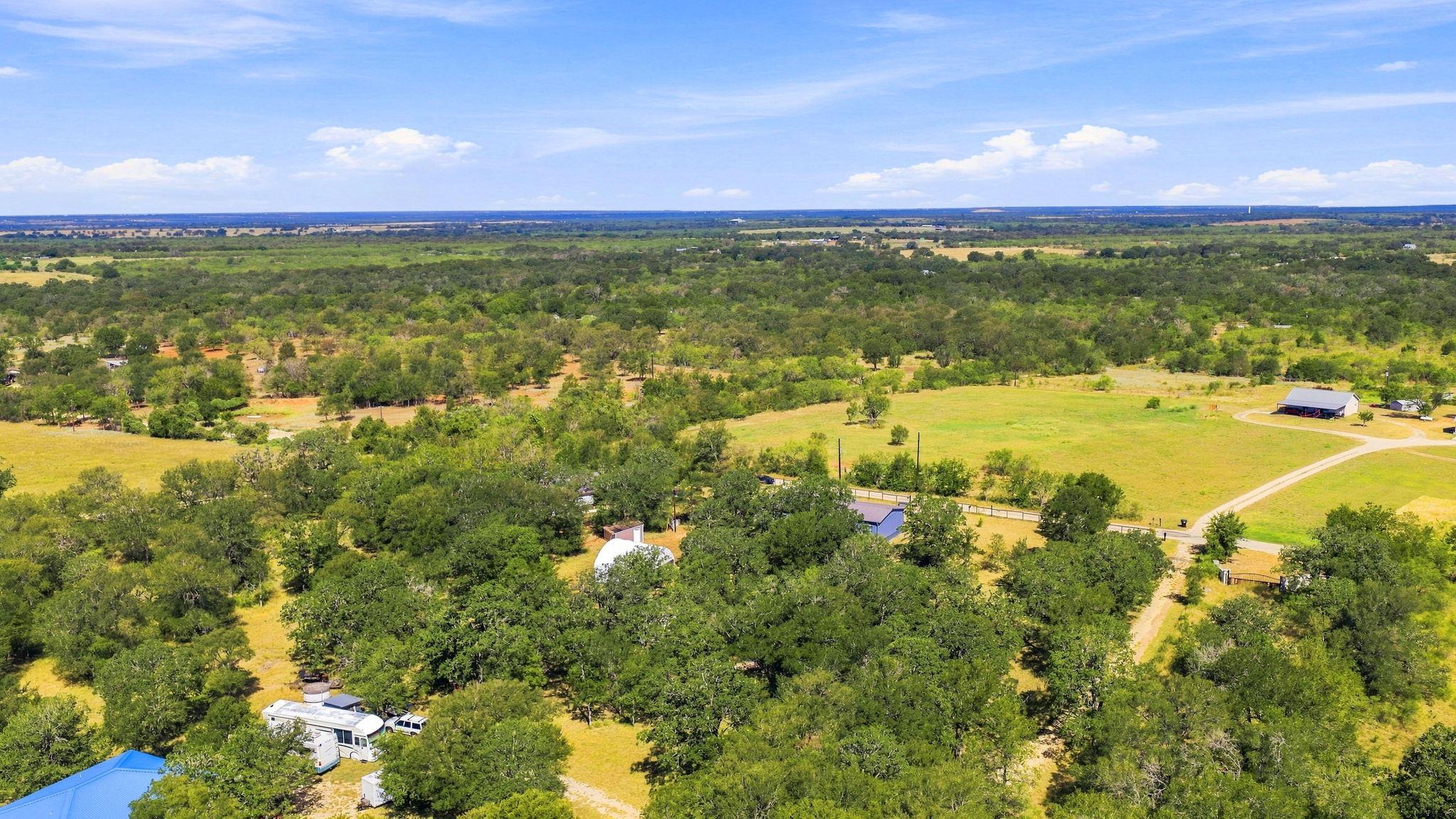 615 Green Acre DR, Dale, TX 78616