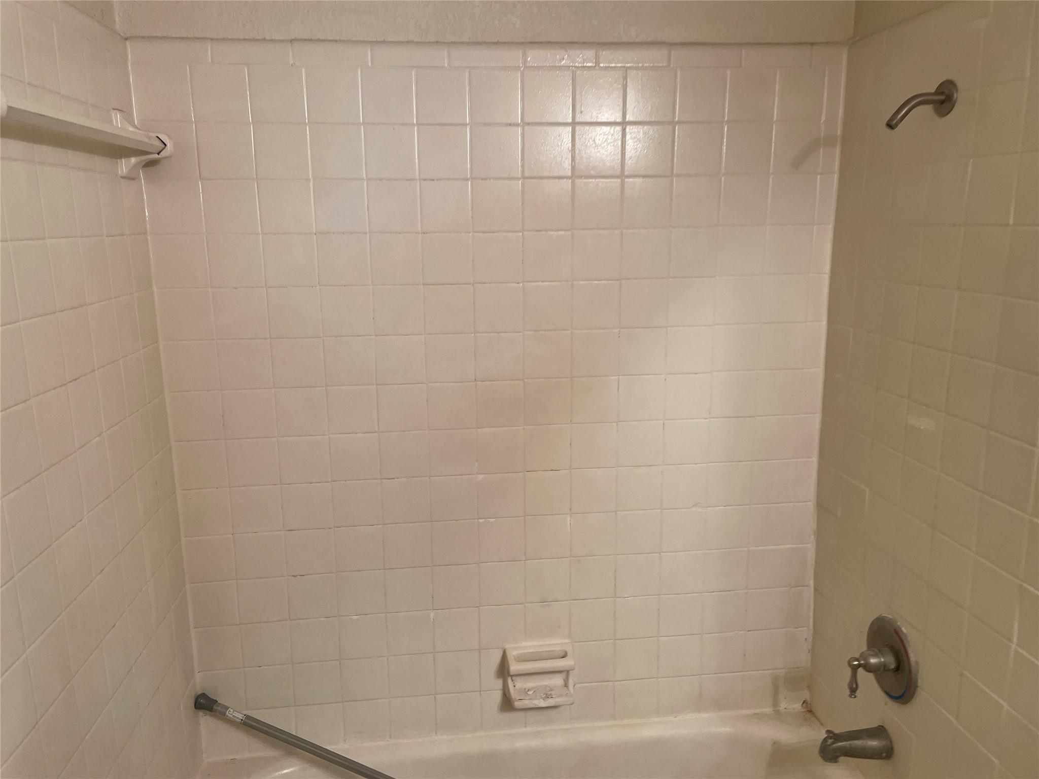 8100 Creekbend DR #114, Houston, TX 77071