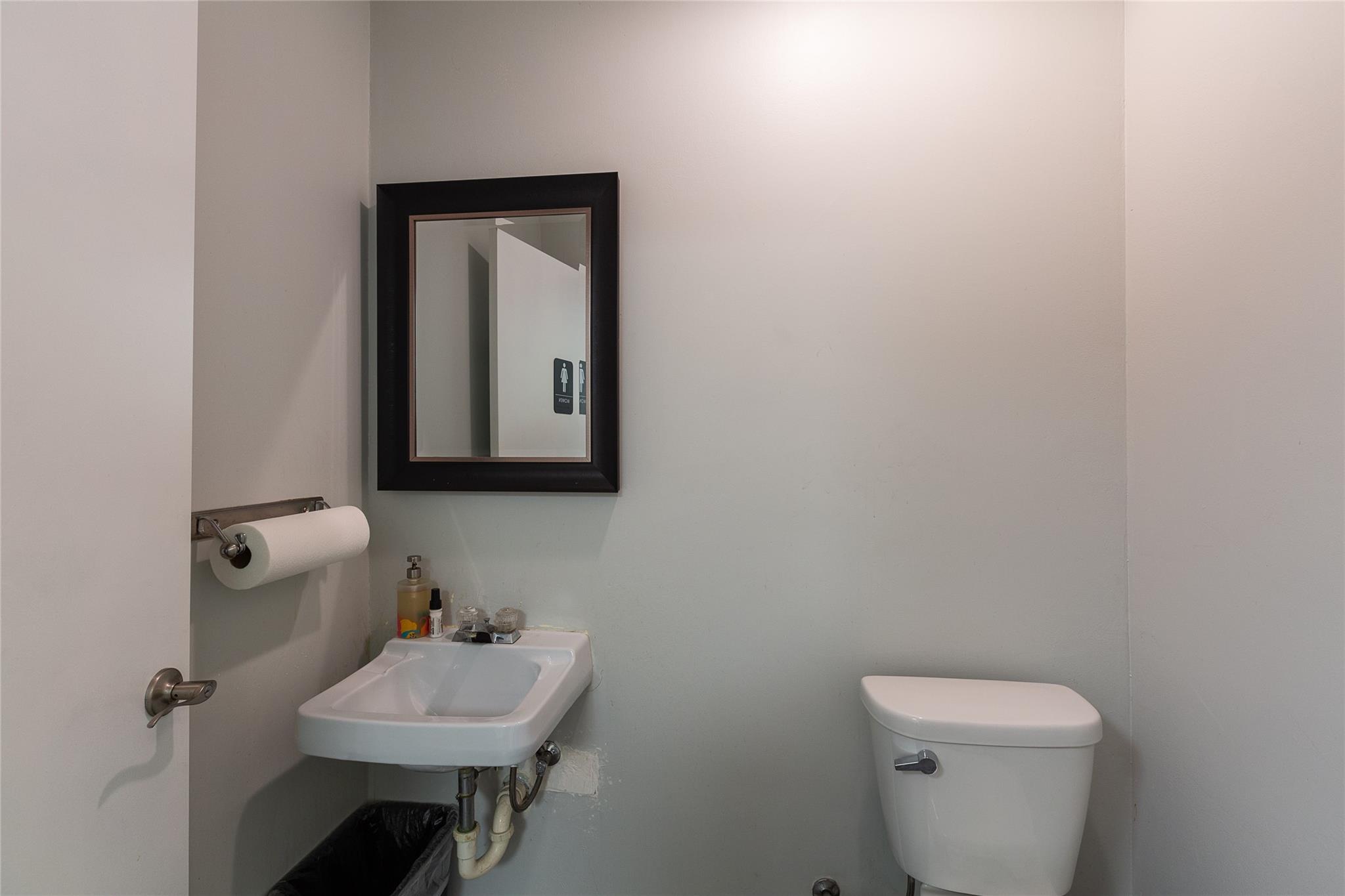 9090 Jollyville RD #106, Austin, TX 78759