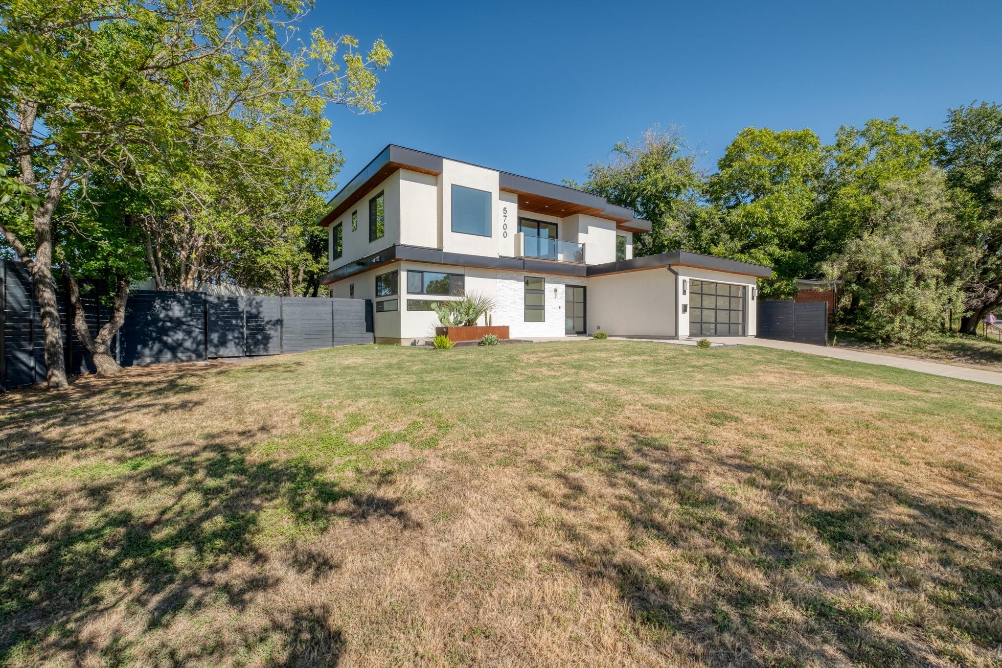 5700 Louise LN, Austin, TX 78757