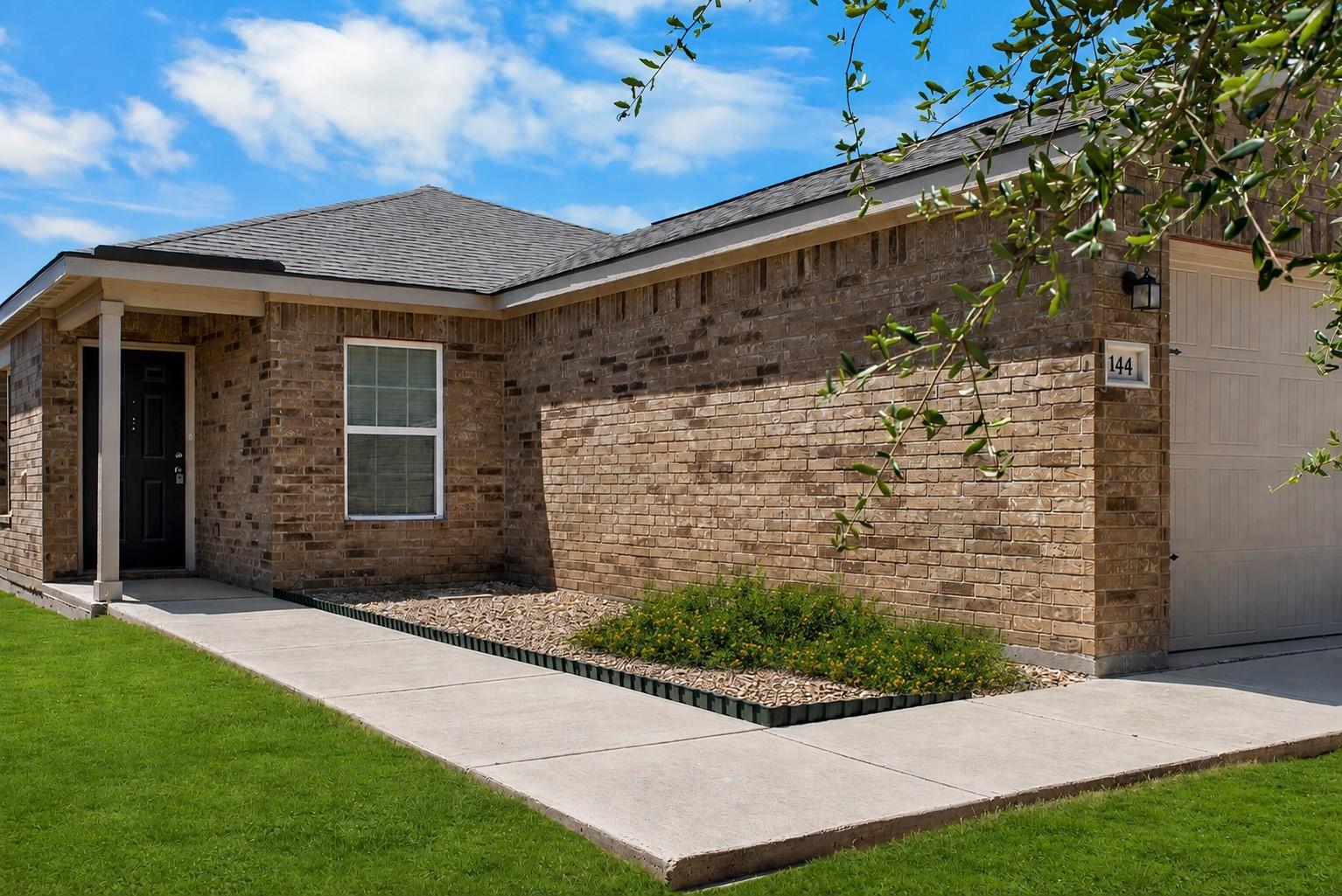 144 Continental Ave, Liberty Hill, TX 78642