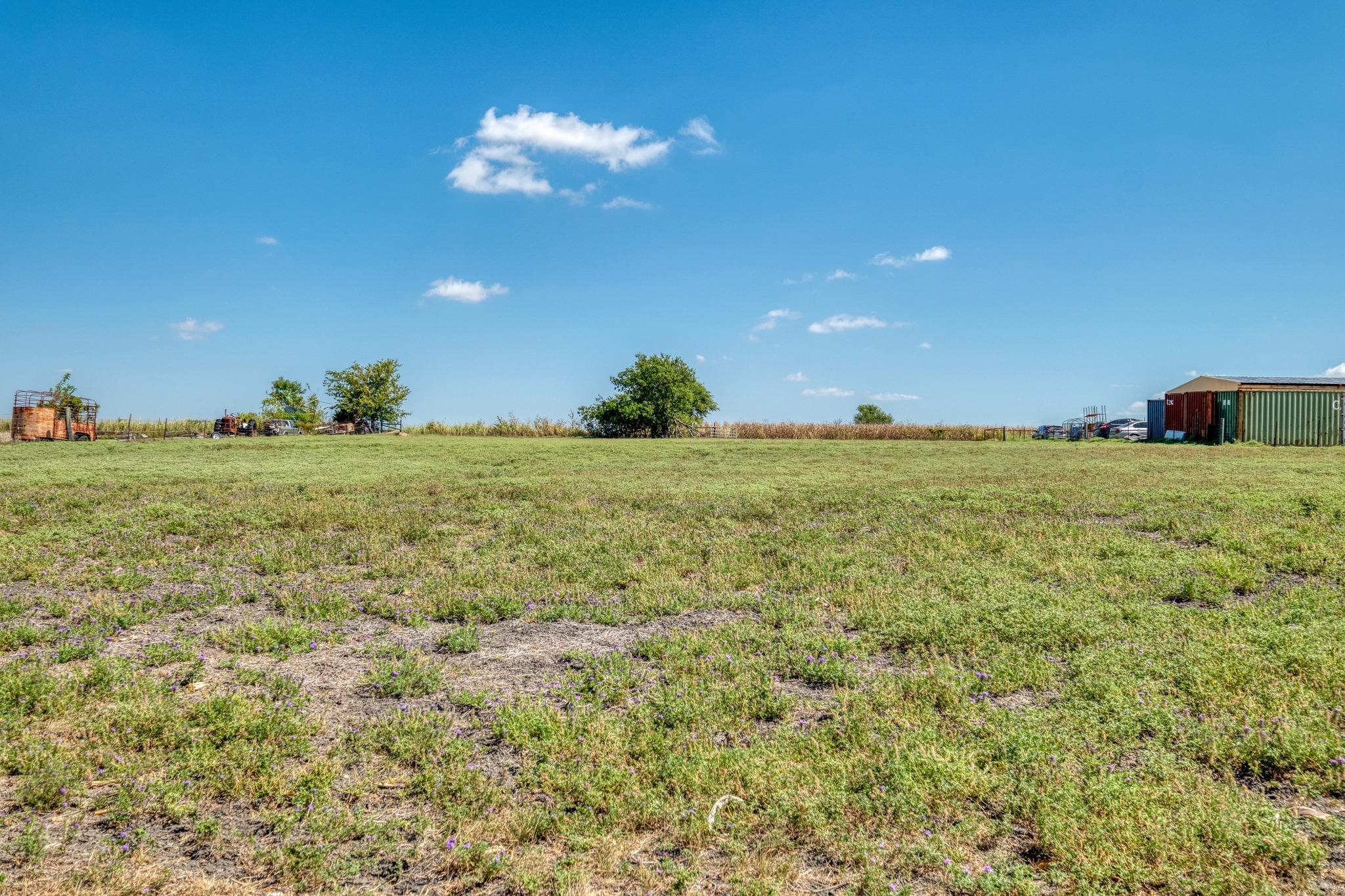20960 Cameron RD, Coupland, TX 78615