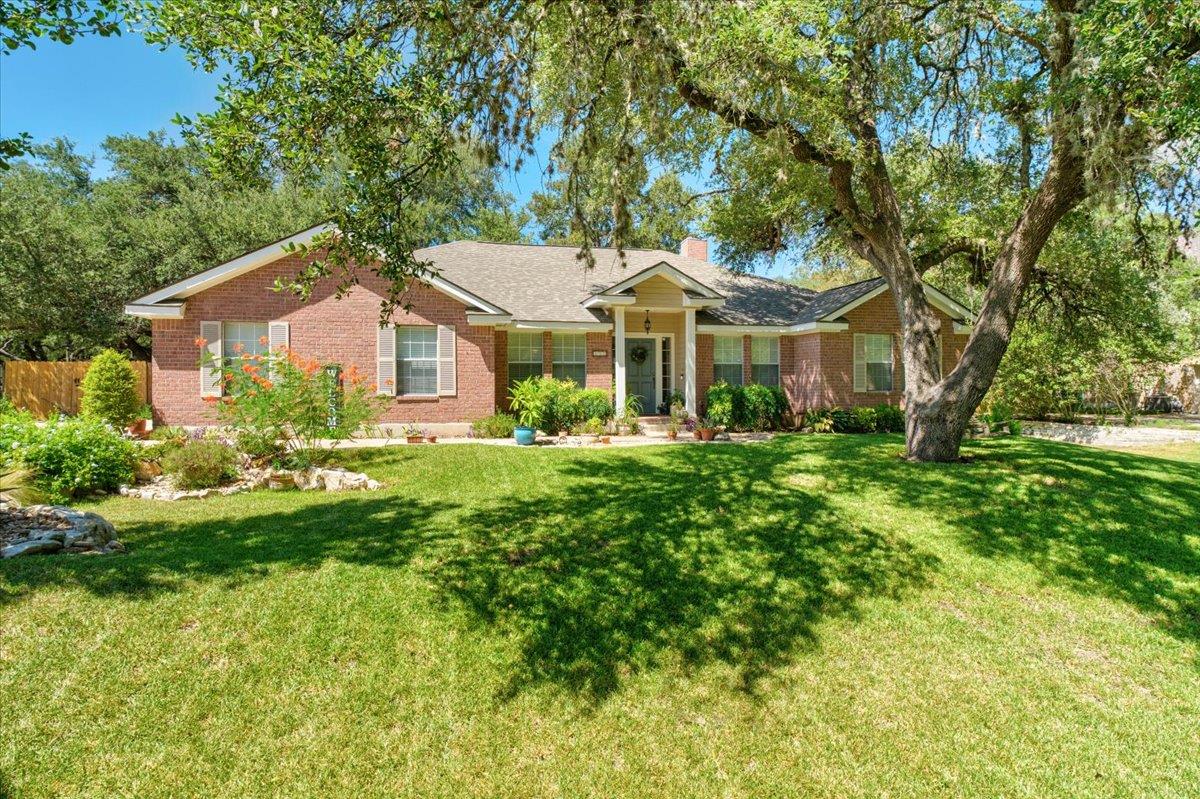 202 Treetop Way, Buda, TX 78610