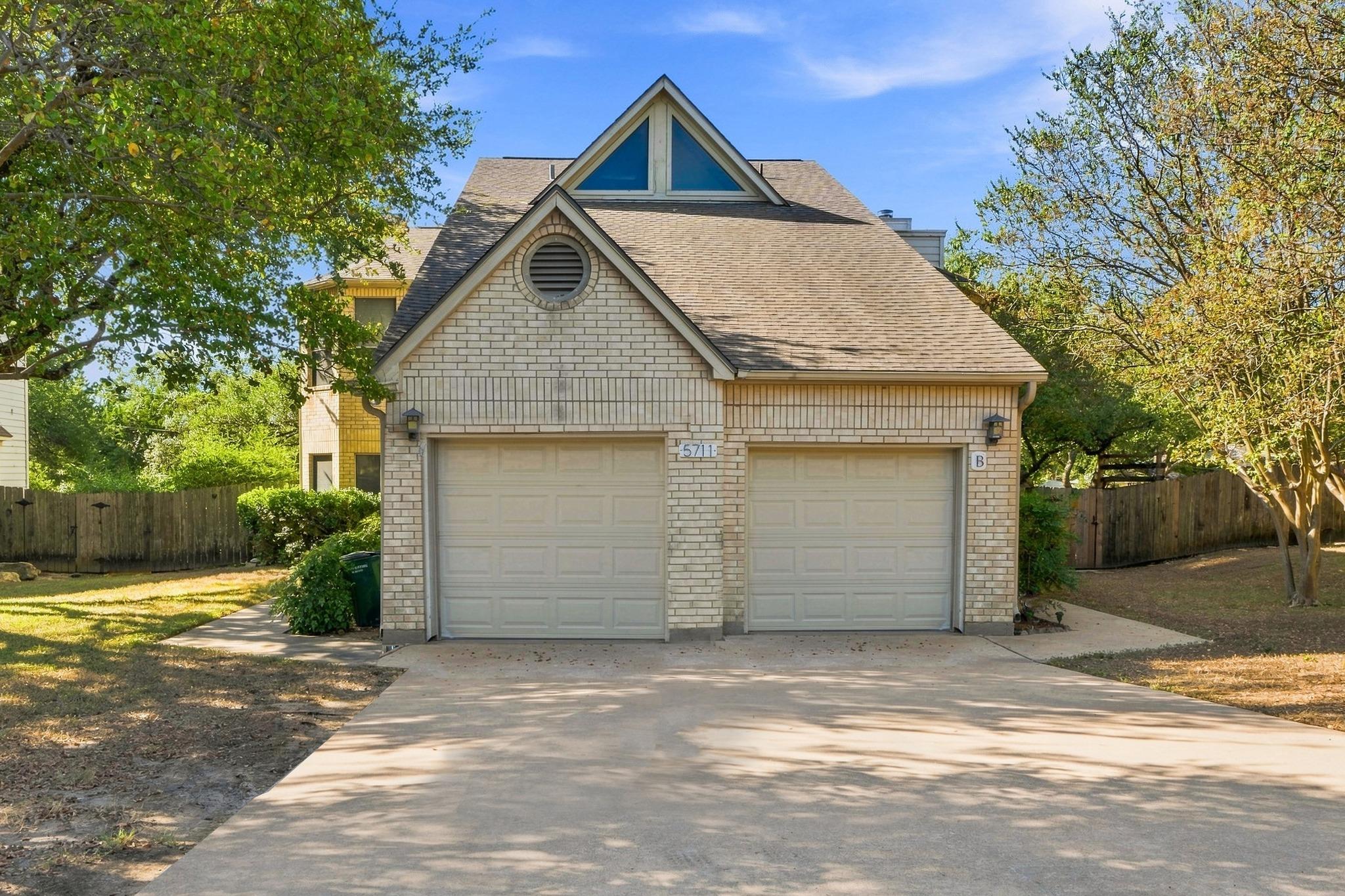 5711 Taylor Draper CV #B, Austin, TX 78759