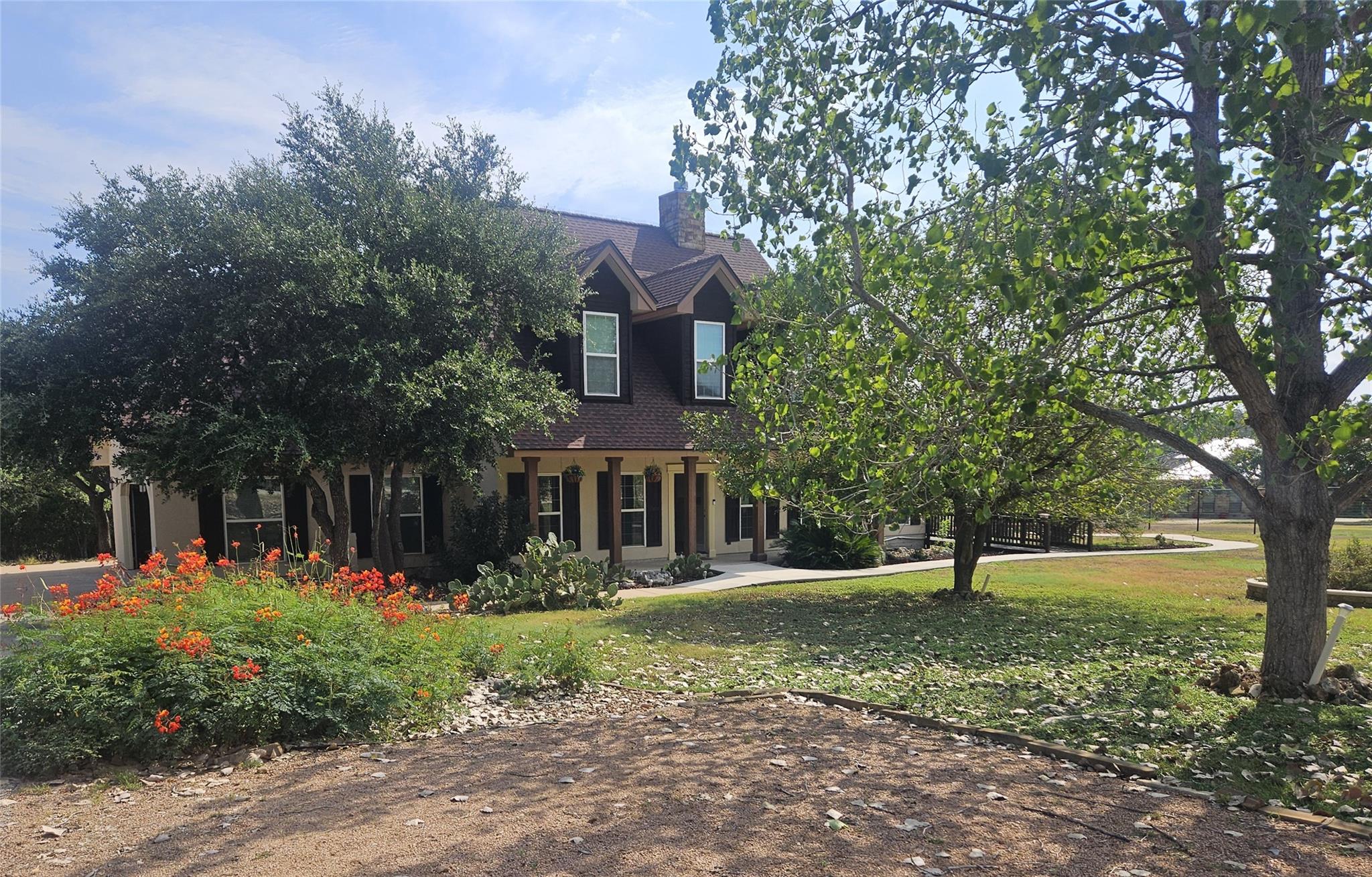 204 Falling HLS, New Braunfels, TX 78132