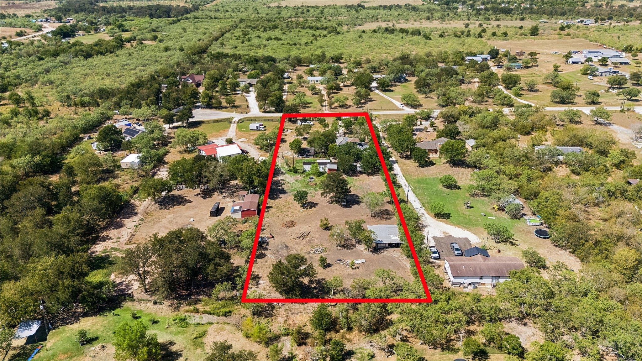 180 Lytton Acres DR, Dale, TX 78616