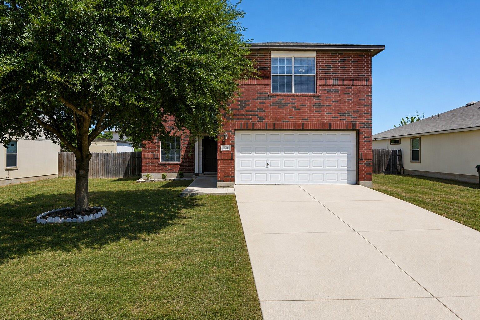304 Wegstrom ST, Hutto, TX 78634