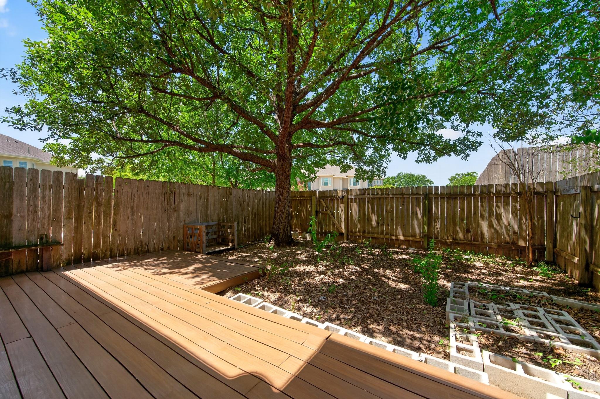 1101 E Parmer LN #217, Austin, TX 78753