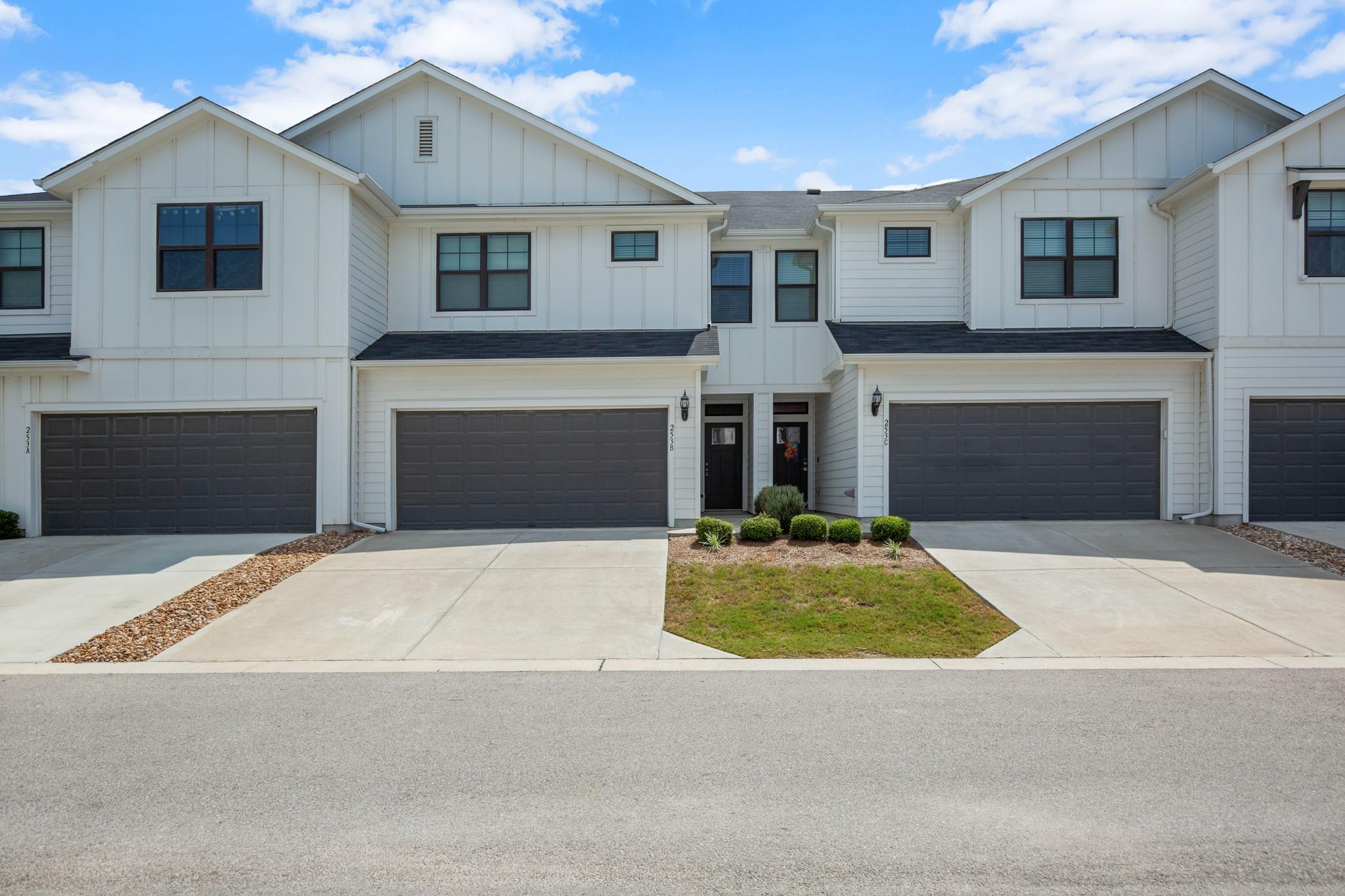 253 Fieldwood DR #B, Buda, TX 78610