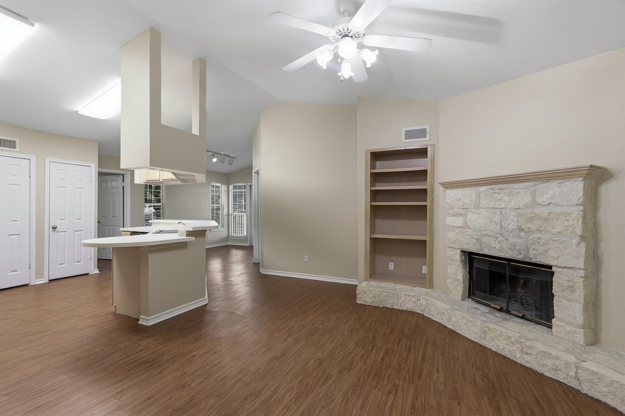 6804 N Capital Of Texas Hw #422, Austin, TX 78731