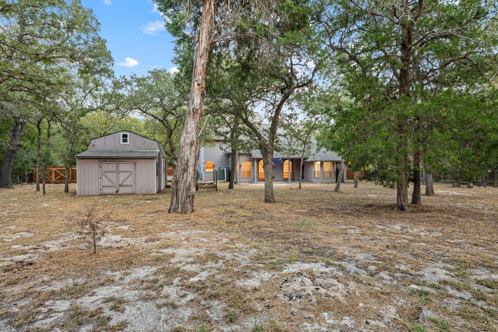 182 Elm Wood DR, Elgin, TX 78621