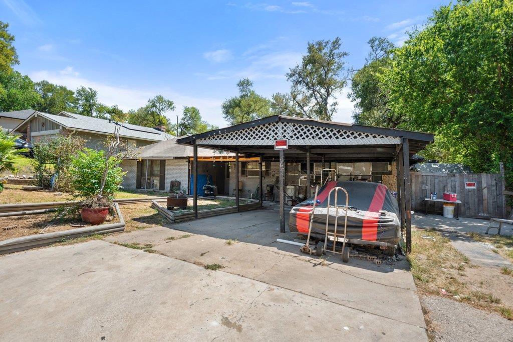 5111 Woodmoor DR, Austin, TX 78721