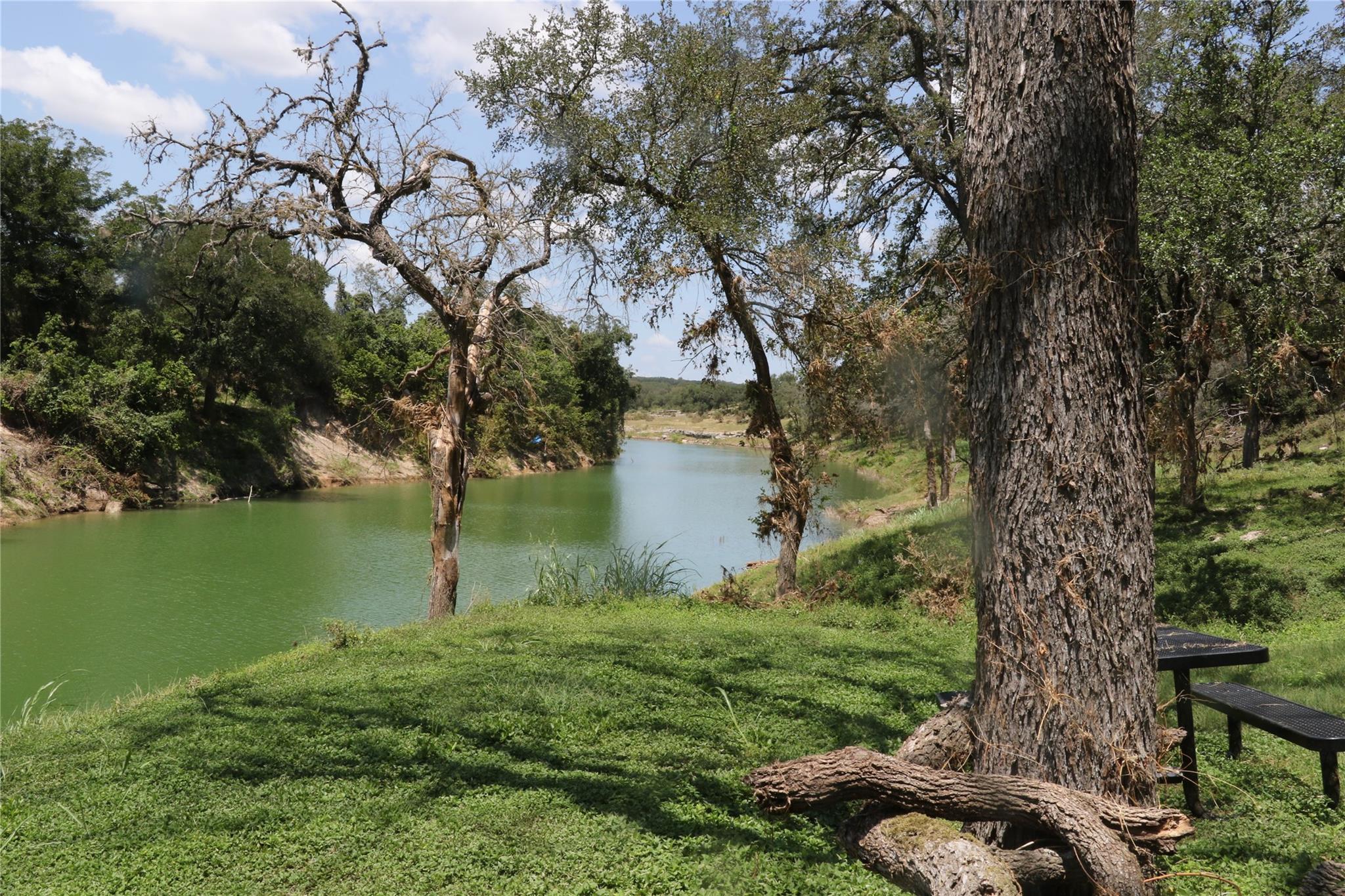 1610 Paradise PKWY, Canyon Lake, TX 78133