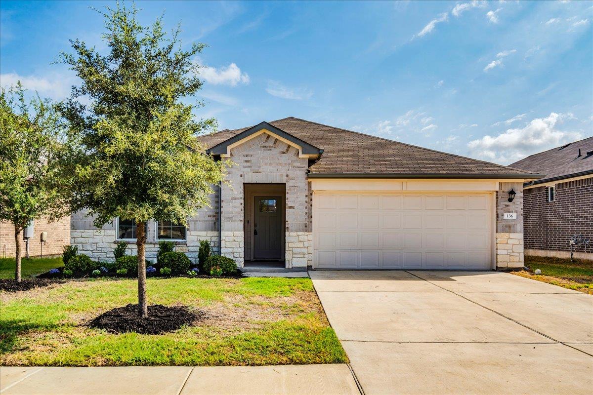 136 Medinah LN, San Marcos, TX 78666