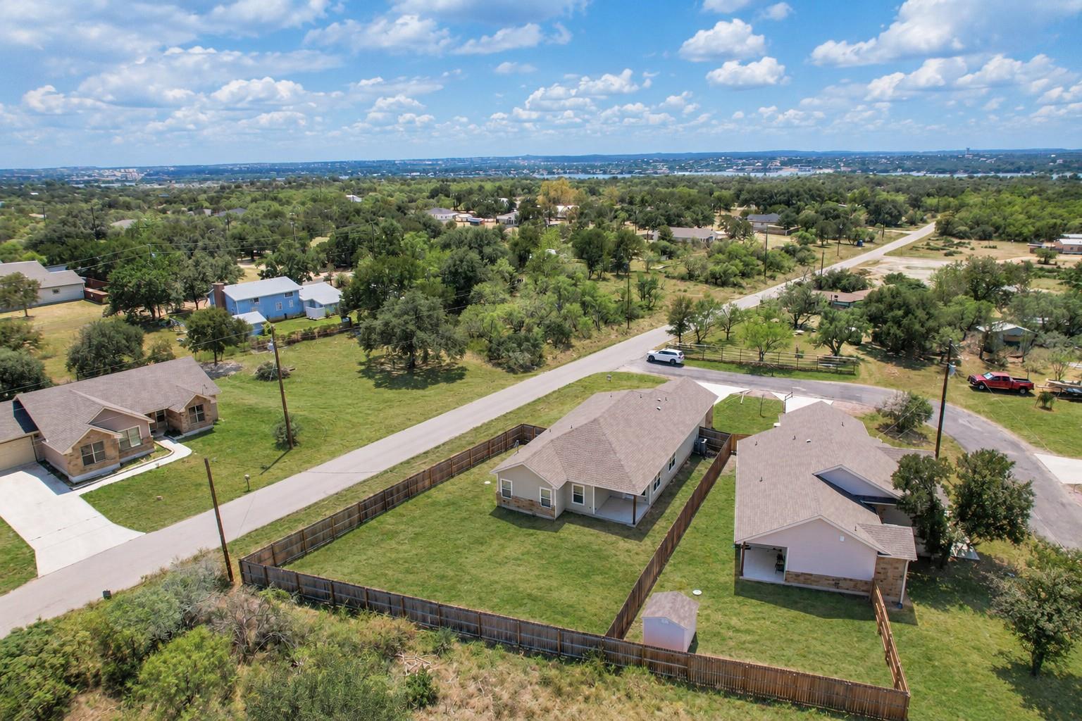 1516 Stonecrests DR, Granite Shoals, TX 78654