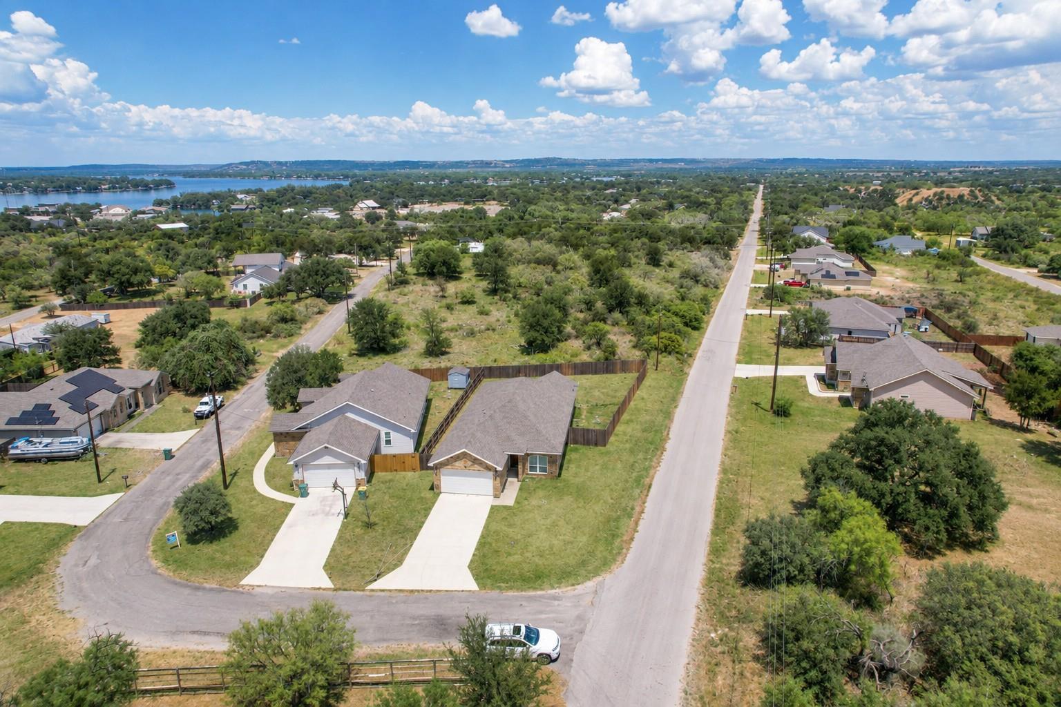 1516 Stonecrests DR, Granite Shoals, TX 78654