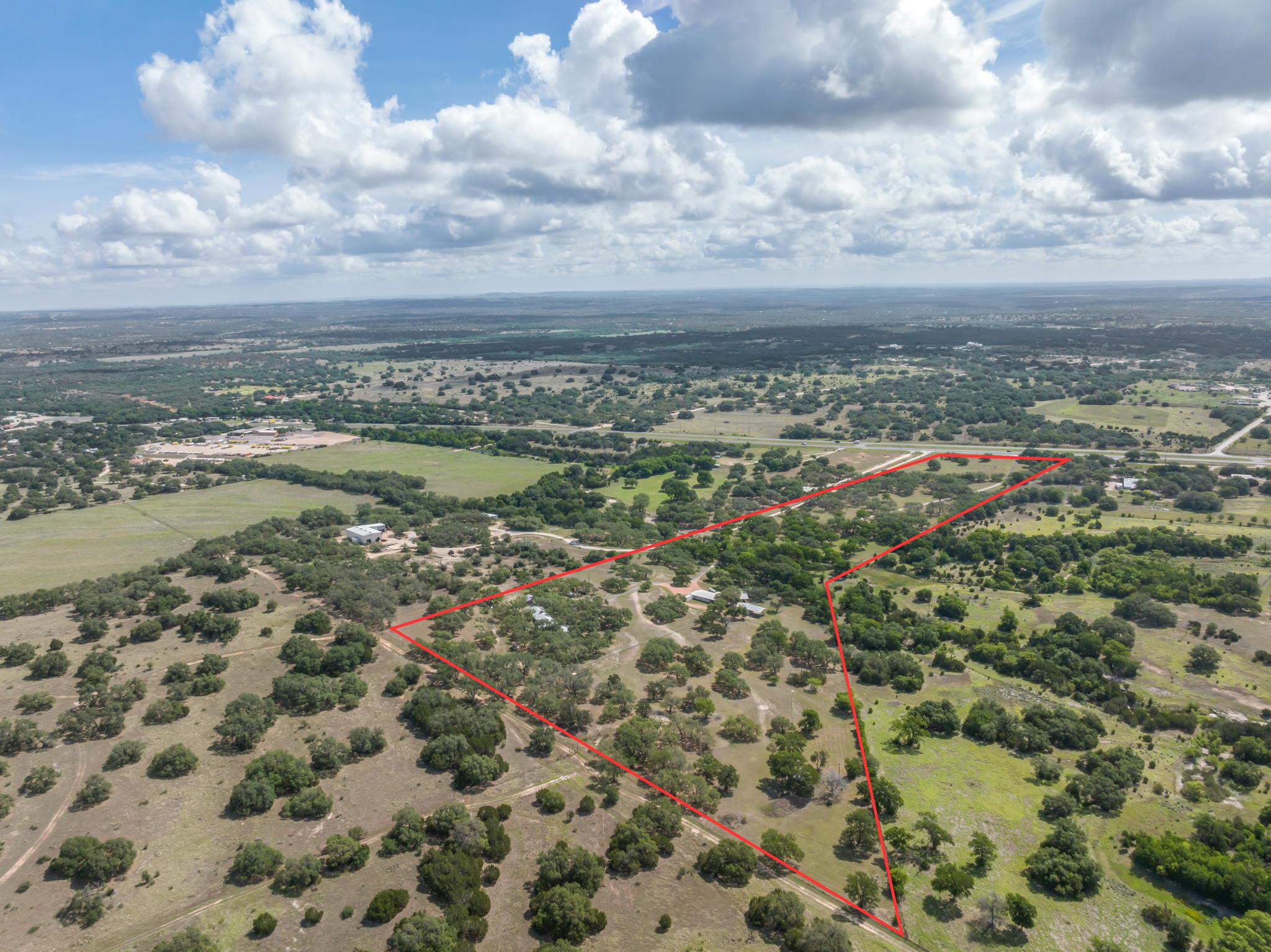 1912 S Us Highway 281 Hw, Johnson City, TX 78636