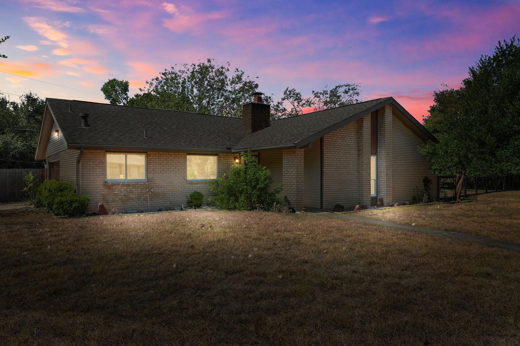 5003 Timber Wolf CIR, Austin, TX 78727