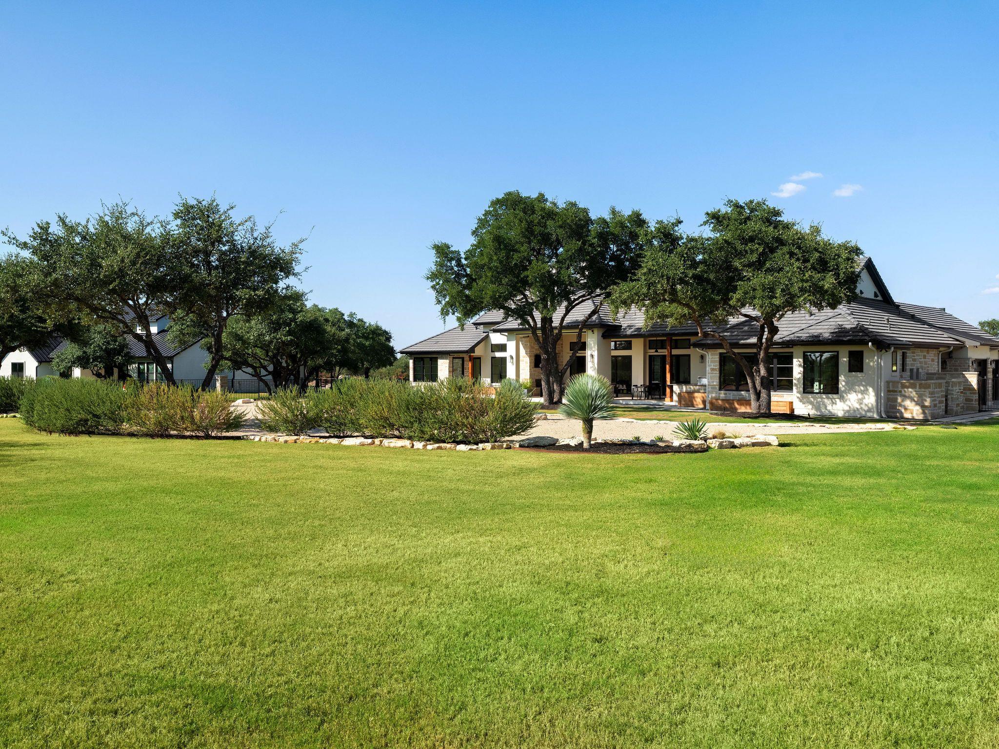 117 Stone Bluff DR, Georgetown, TX 78633