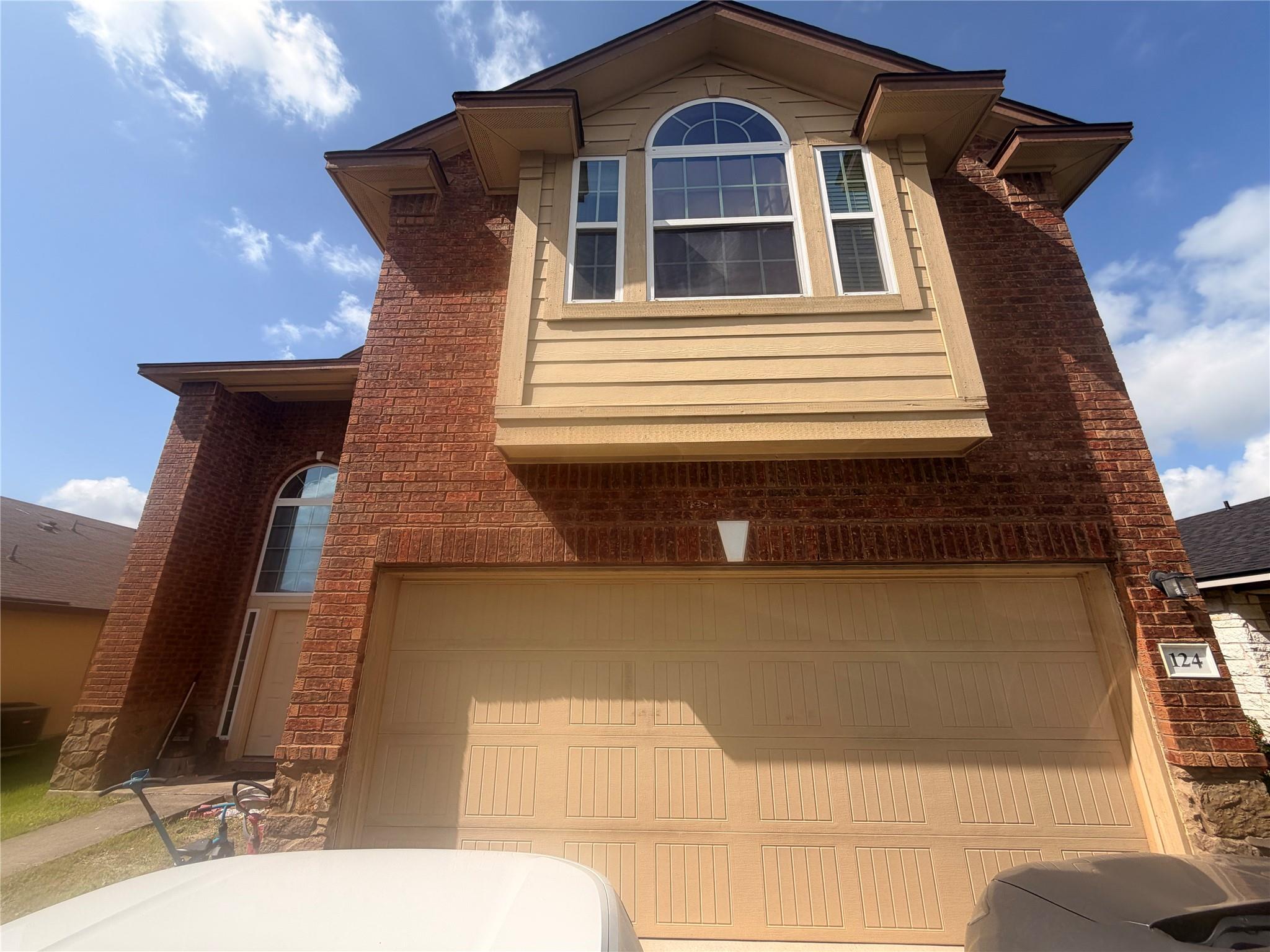 124 Langtry LN, Jarrell, TX 76537