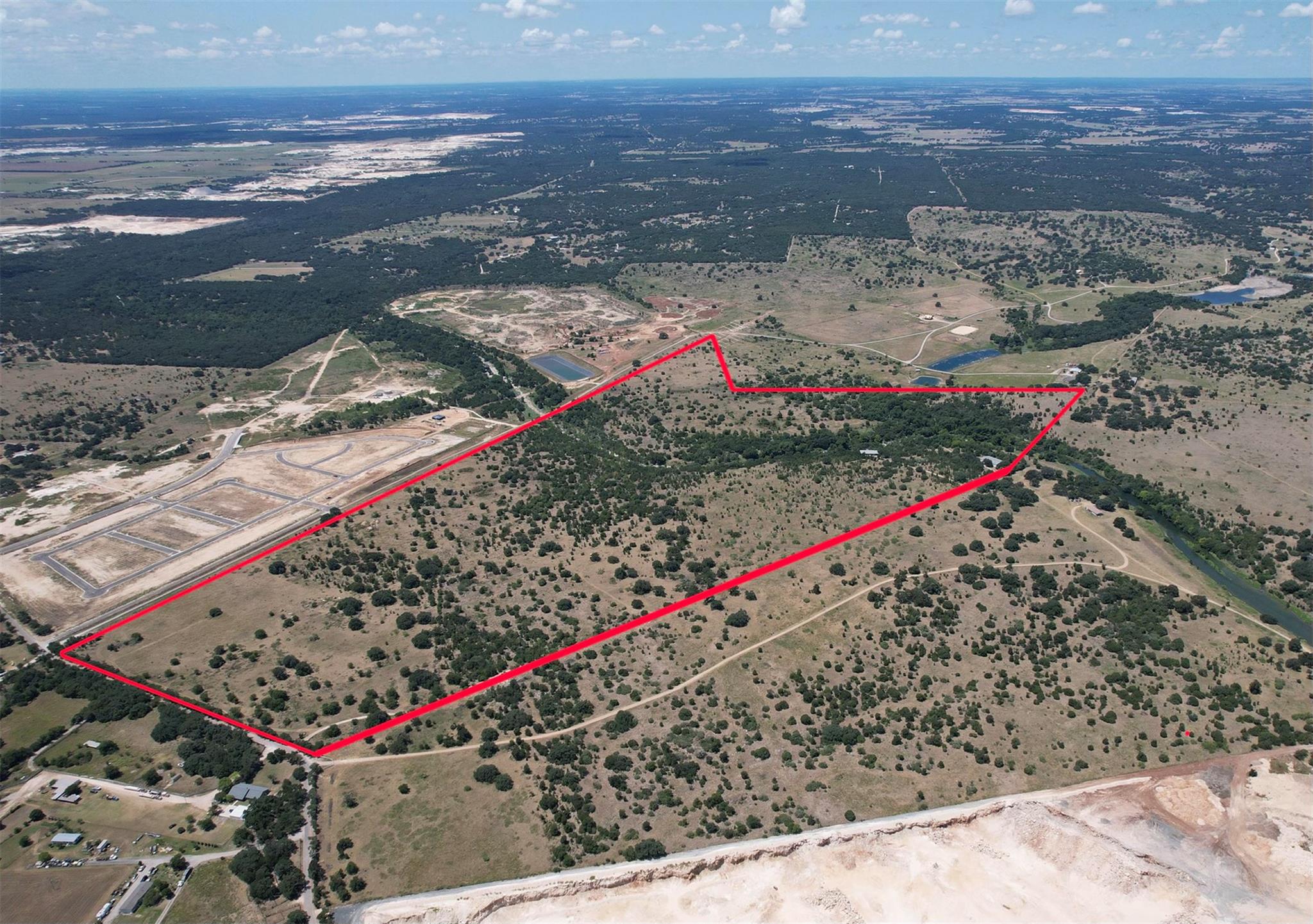801 County Road 344, Jarrell, TX 76537
