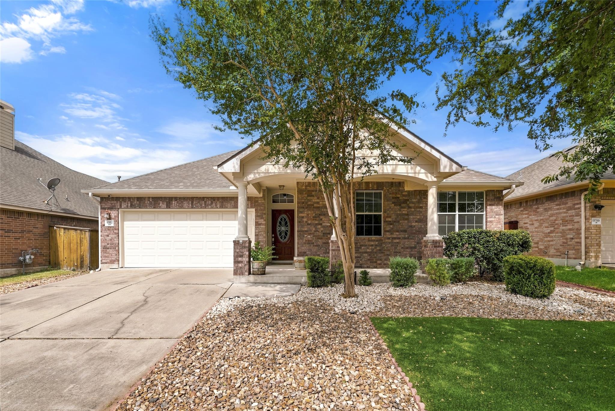 11512 Shadow Creek DR, Manor, TX 78653