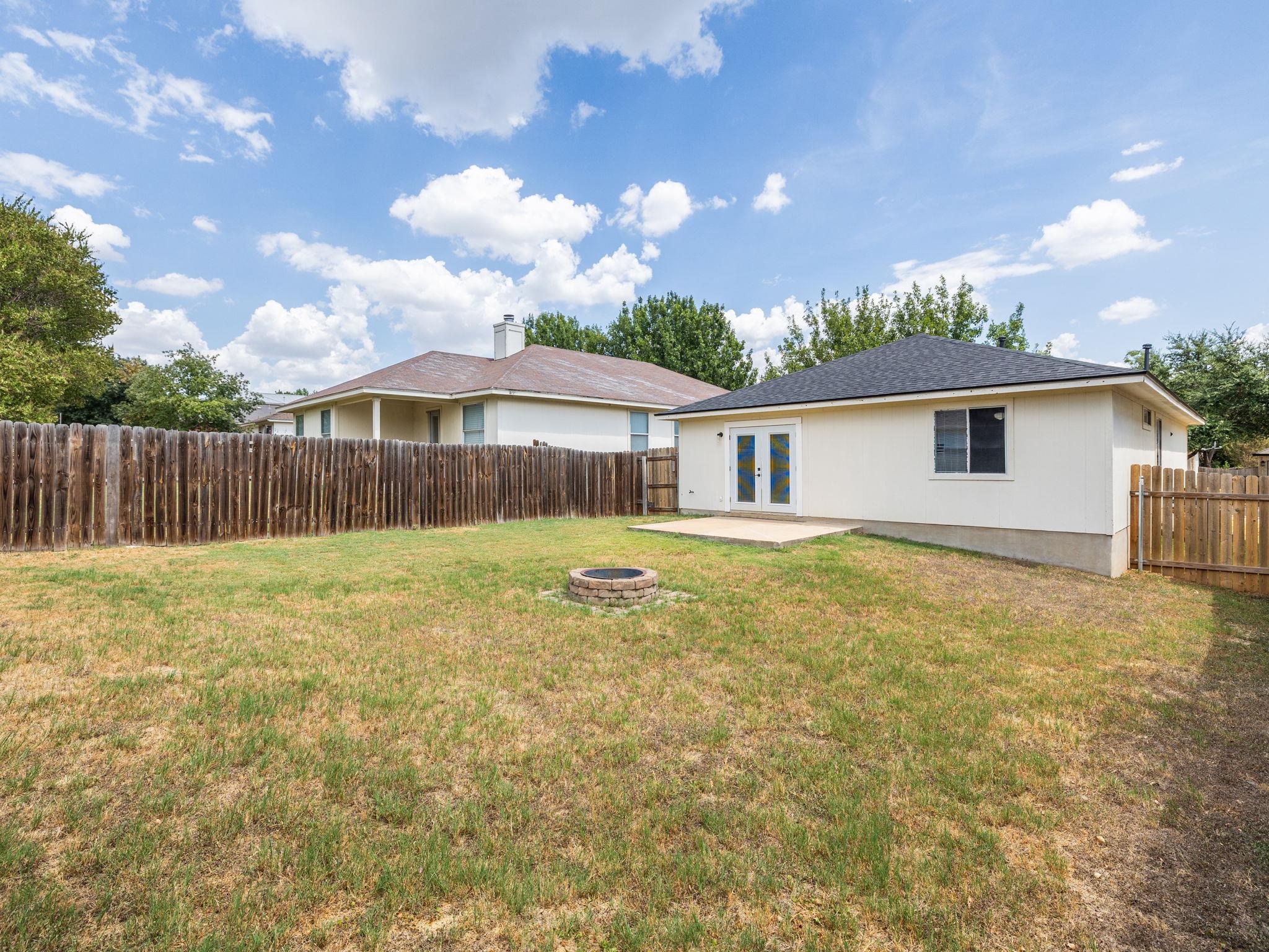 5220 Hutchinson DR, Austin, TX 78723