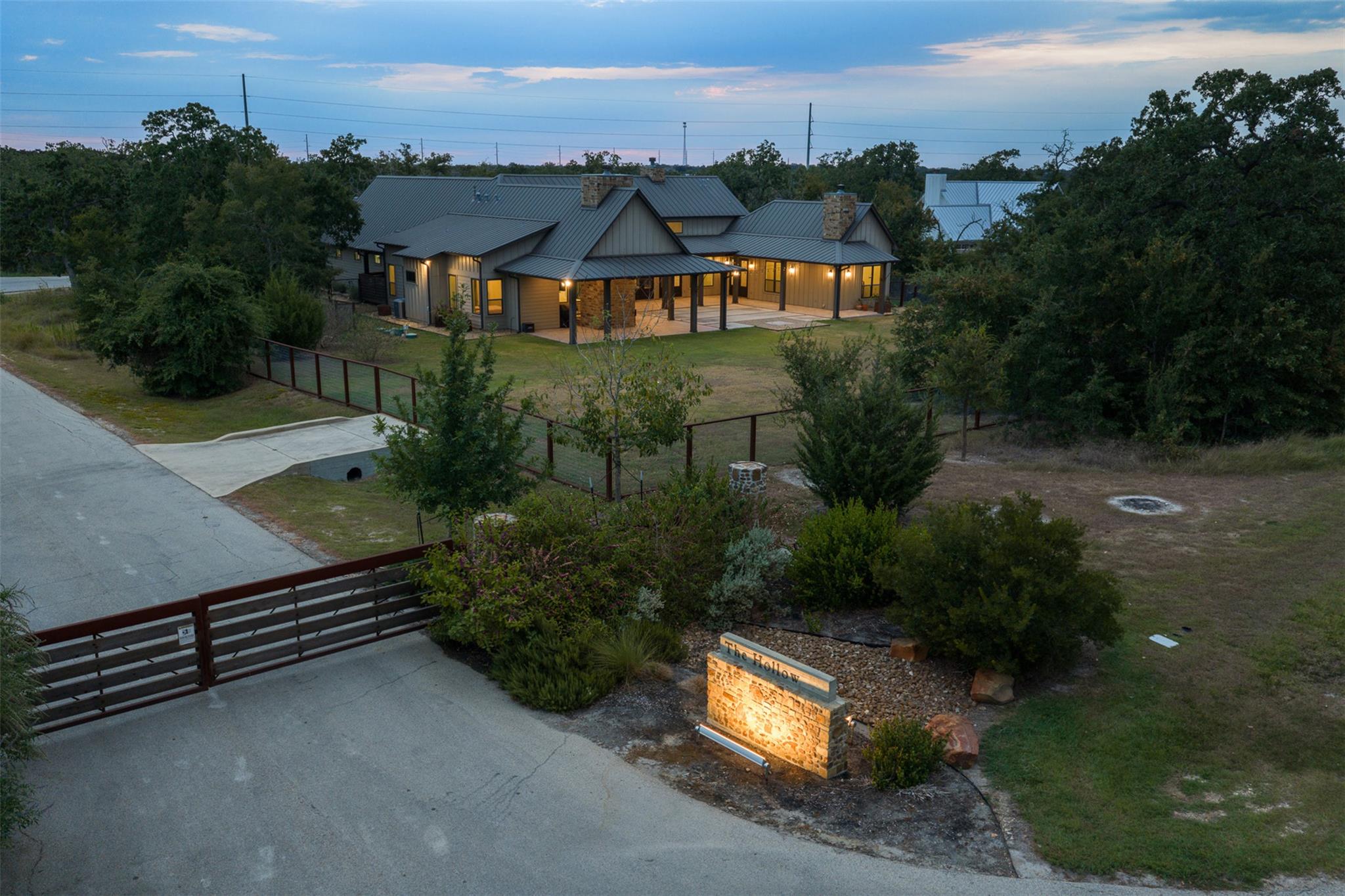 19358 Moonlit Hollow Loop, College Station, TX 77845