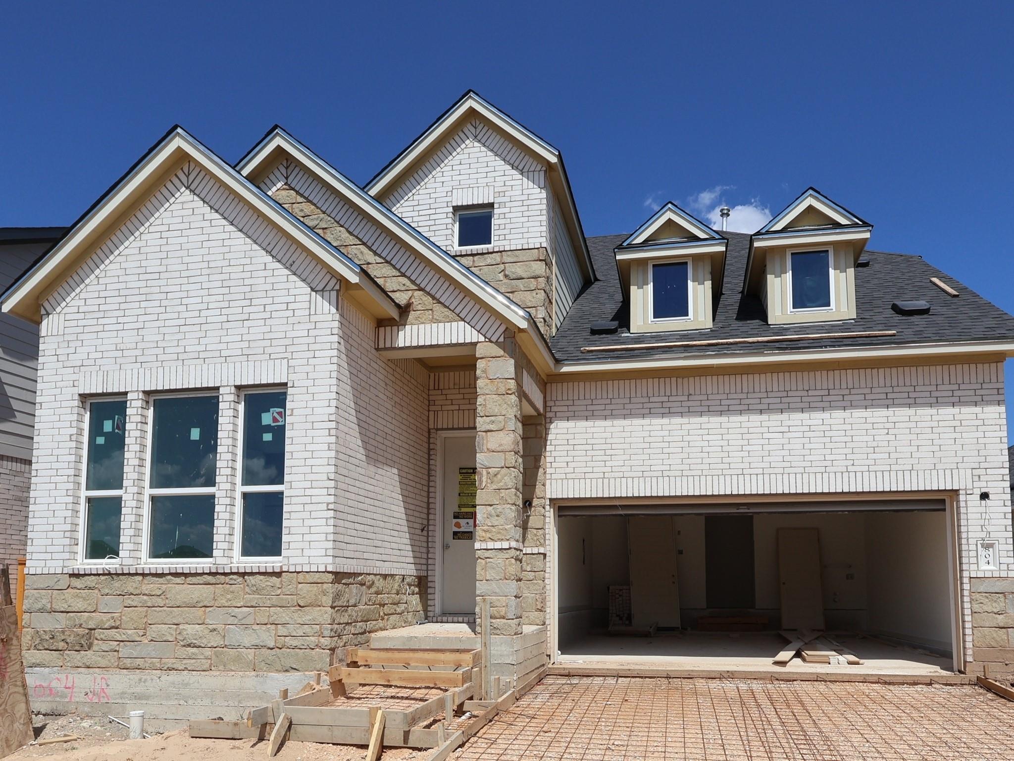 804 Corvallis DR, Leander, TX 78641