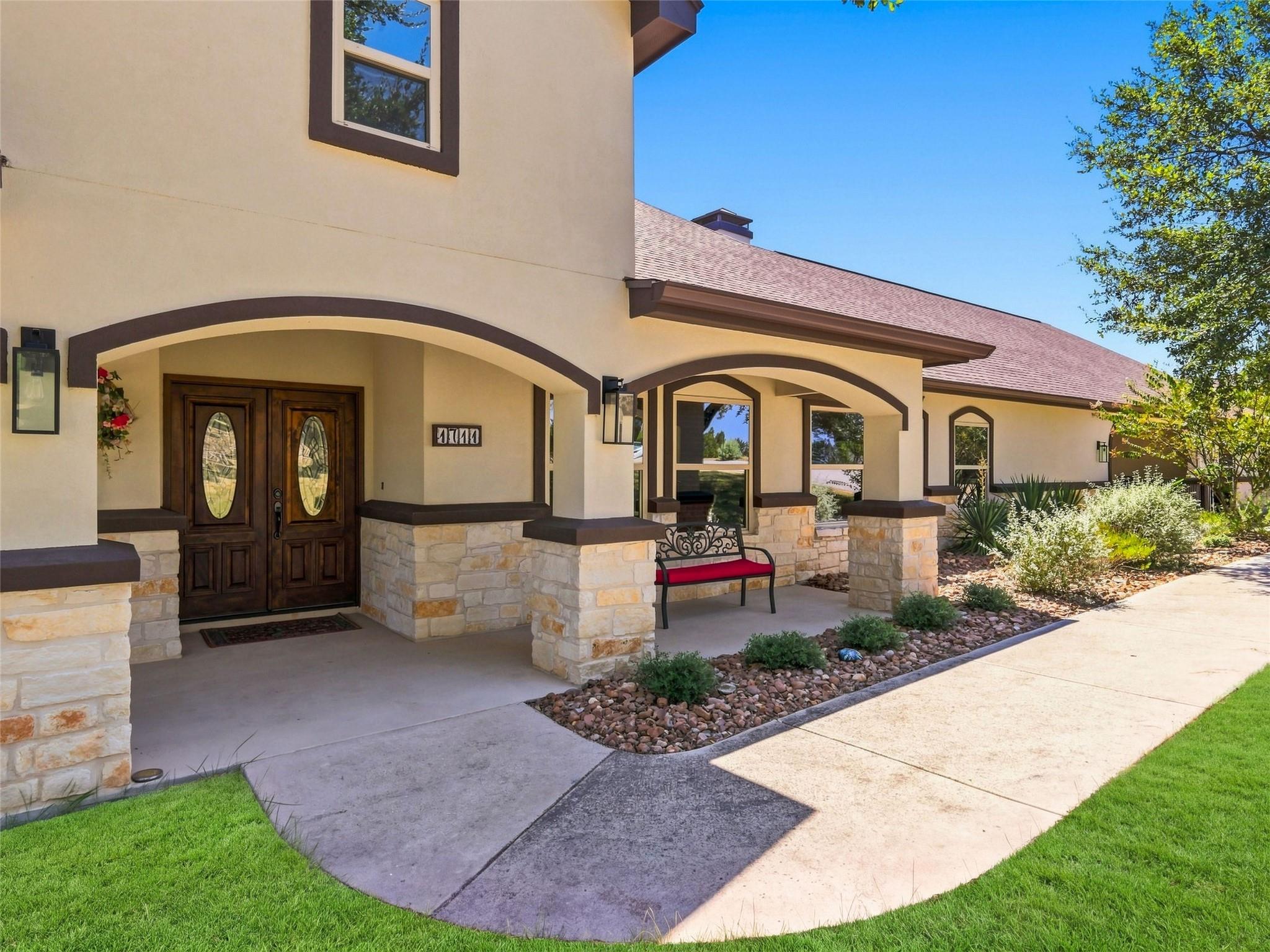 1711 Mountain SPGS, Canyon Lake, TX 78133