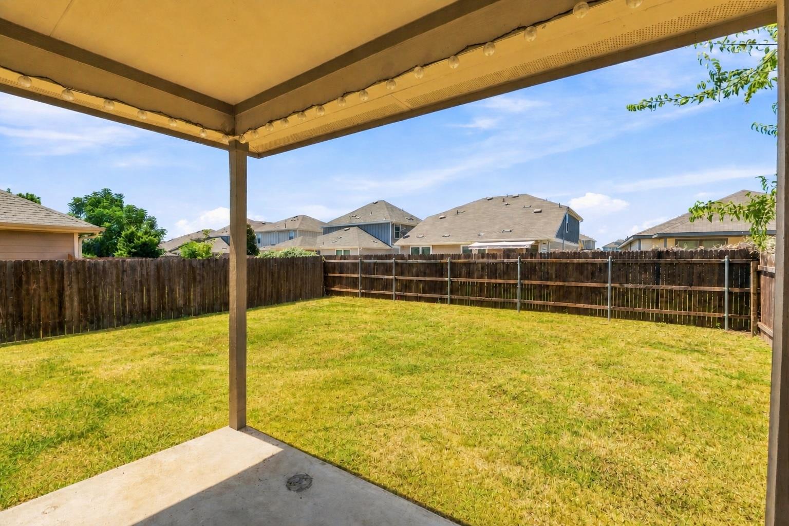 172 Housefinch Loop, Leander, TX 78641