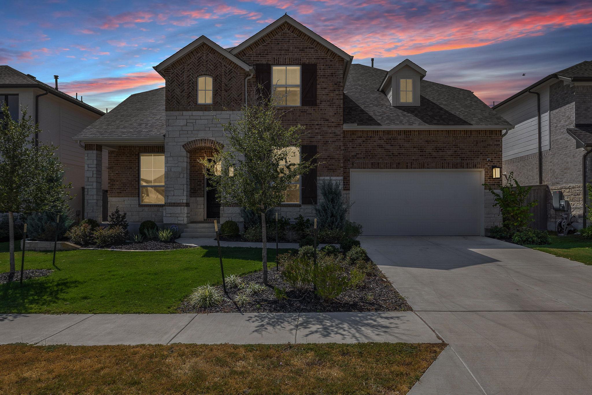 912 Rock Daisy TRL, Hutto, TX 78634