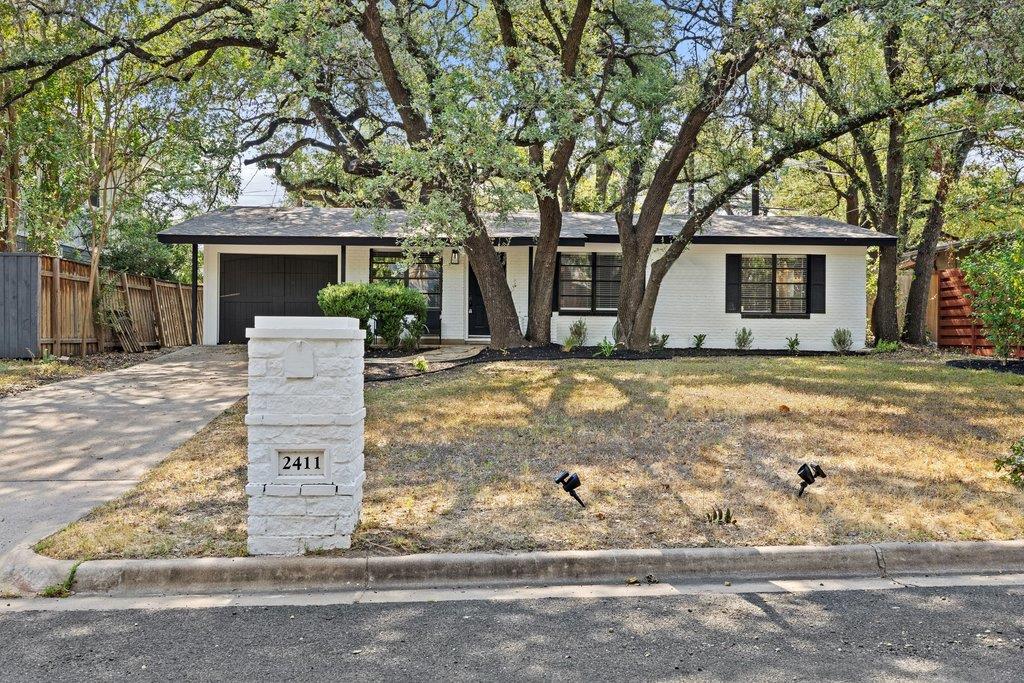 2411 S 6th ST, Austin, TX 78704
